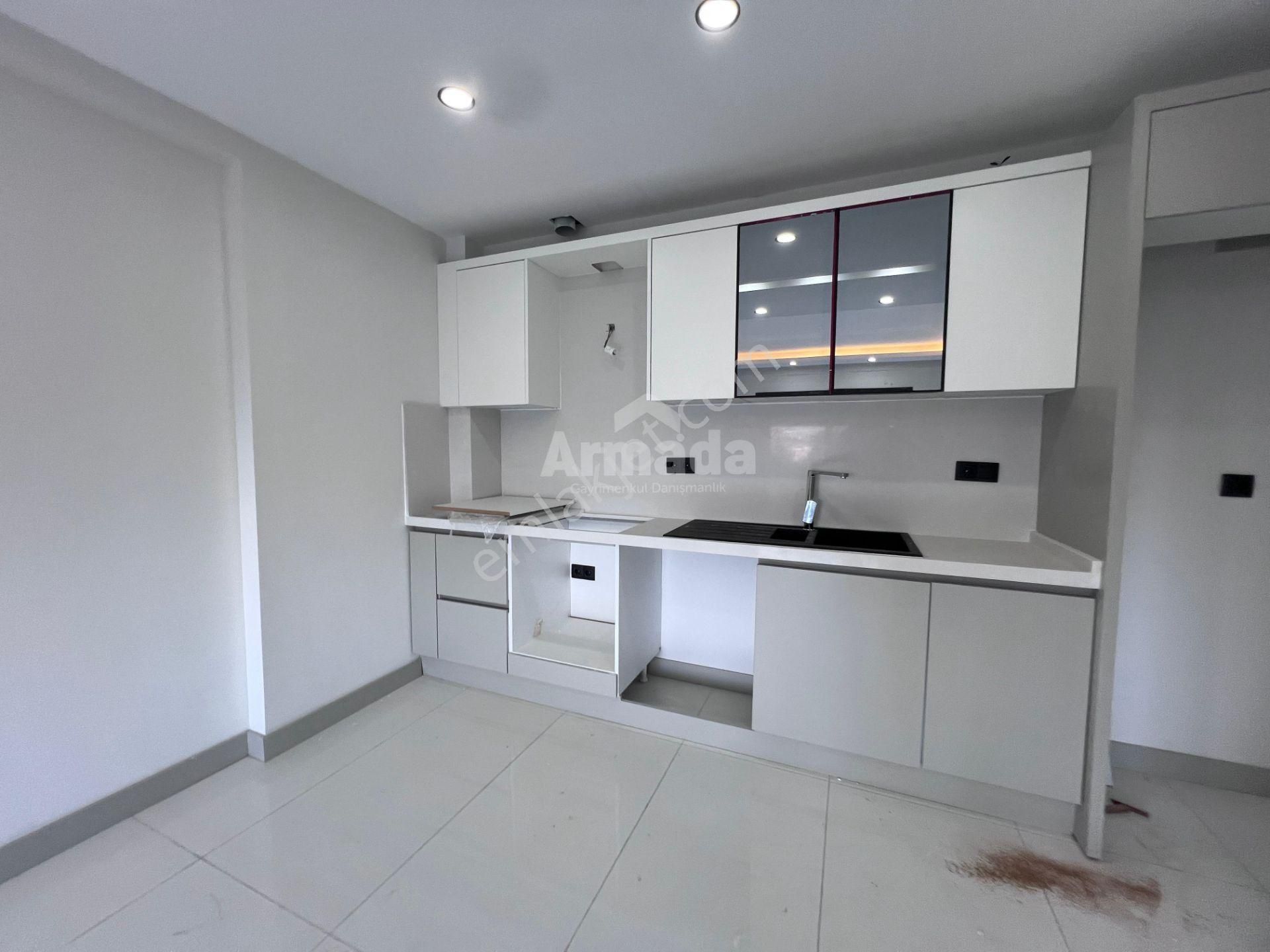 Kuşadası Değirmenderede Modern Site İçerisinde Bahçe Katı Daire - Görsel 15