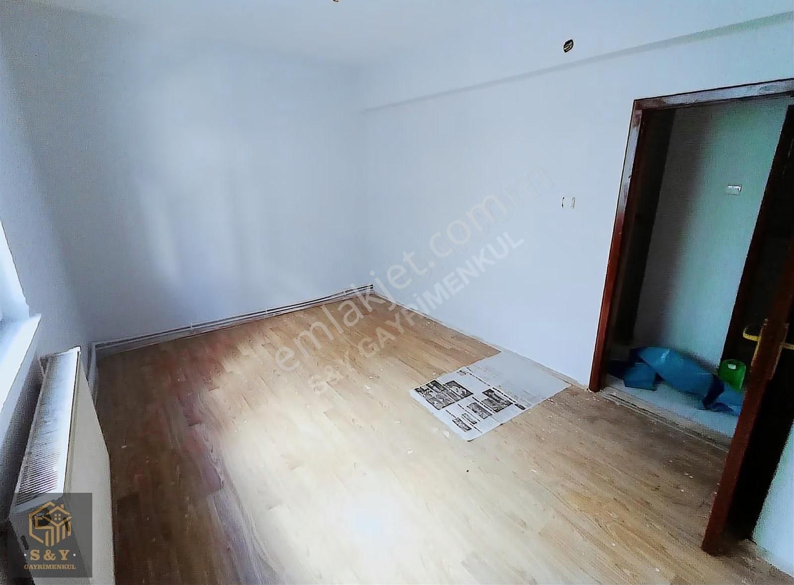 Tandoğan Mah. 3+1 Y.giriş 100 M2 Çarşı Yakını Kiralık Daire - Görsel 22