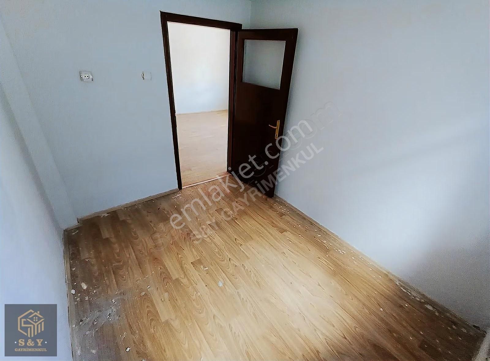 Tandoğan Mah. 3+1 Y.giriş 100 M2 Çarşı Yakını Kiralık Daire - Görsel 10