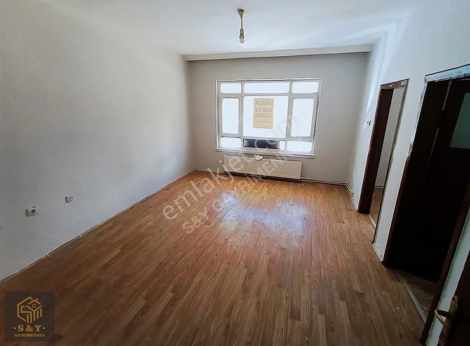 Tandoğan Mah. 3+1 Y.giriş 100 M2 Çarşı Yakını Kiralık Daire