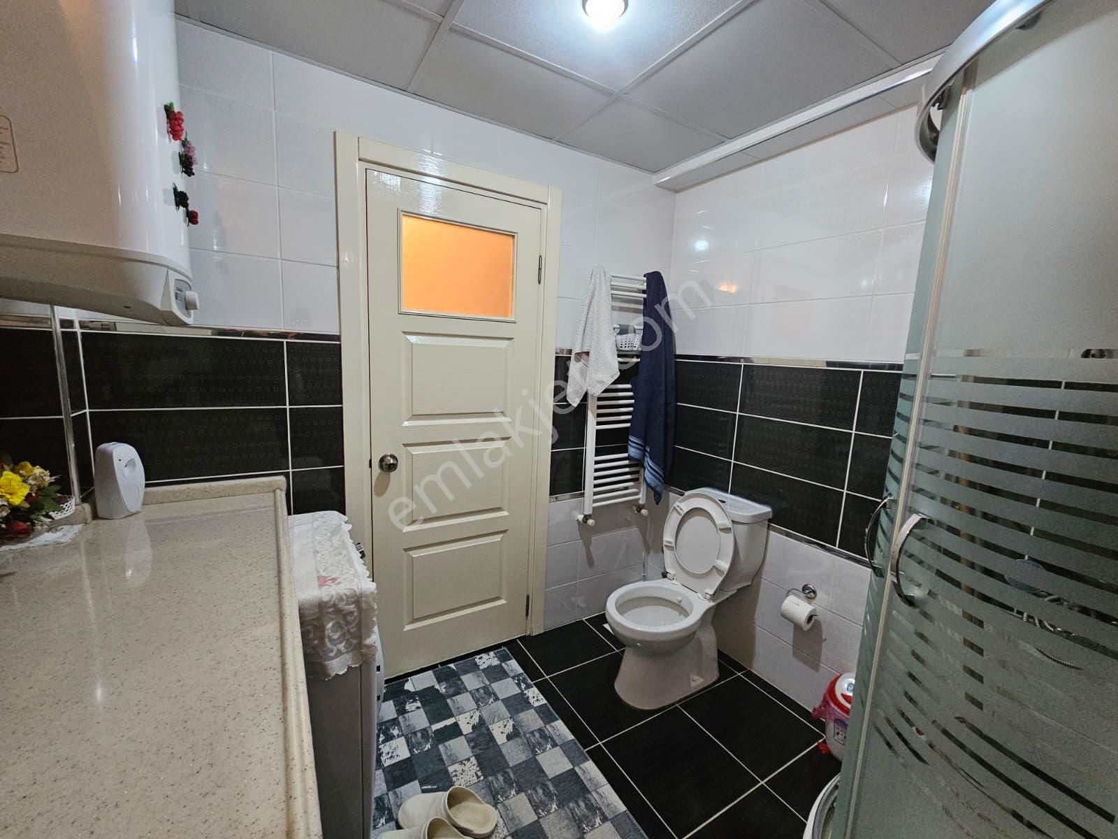 Karşıyaka Fıkrı Altayda Değerlı Konumda 3+1 | Kapalı Otoparklı - Görsel 16