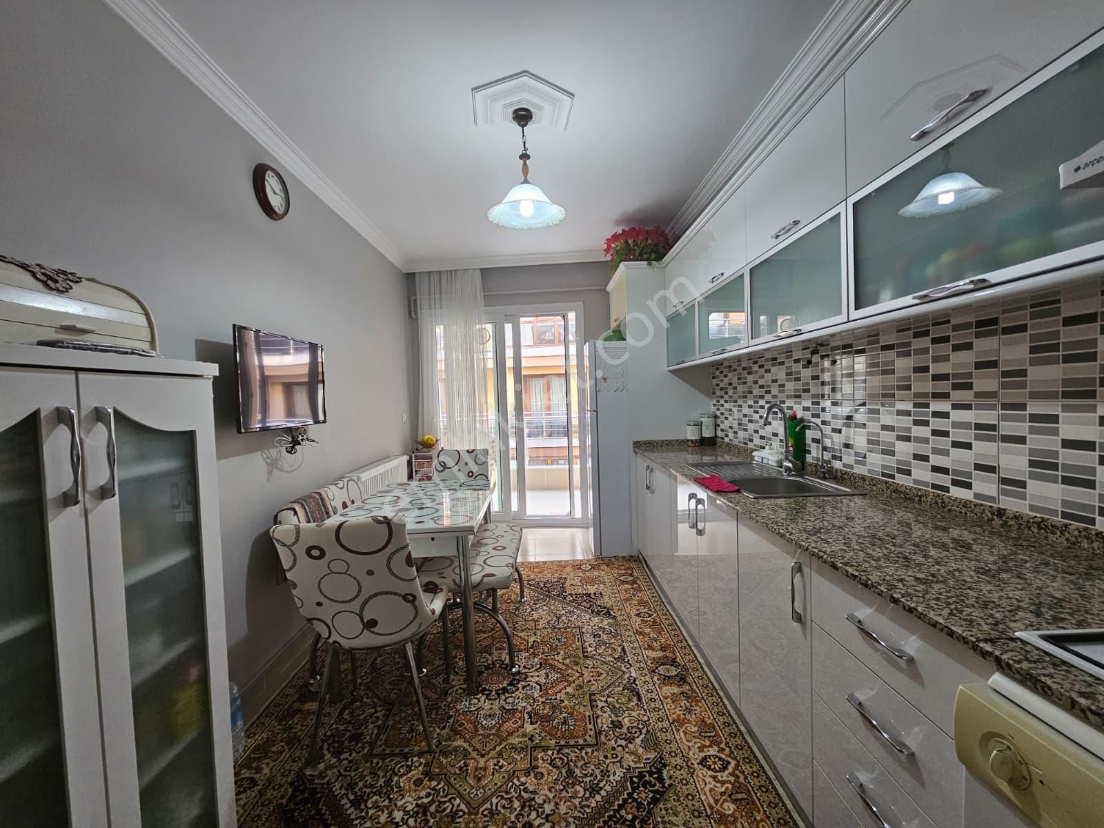 Karşıyaka Fıkrı Altayda Değerlı Konumda 3+1 | Kapalı Otoparklı - Görsel 13