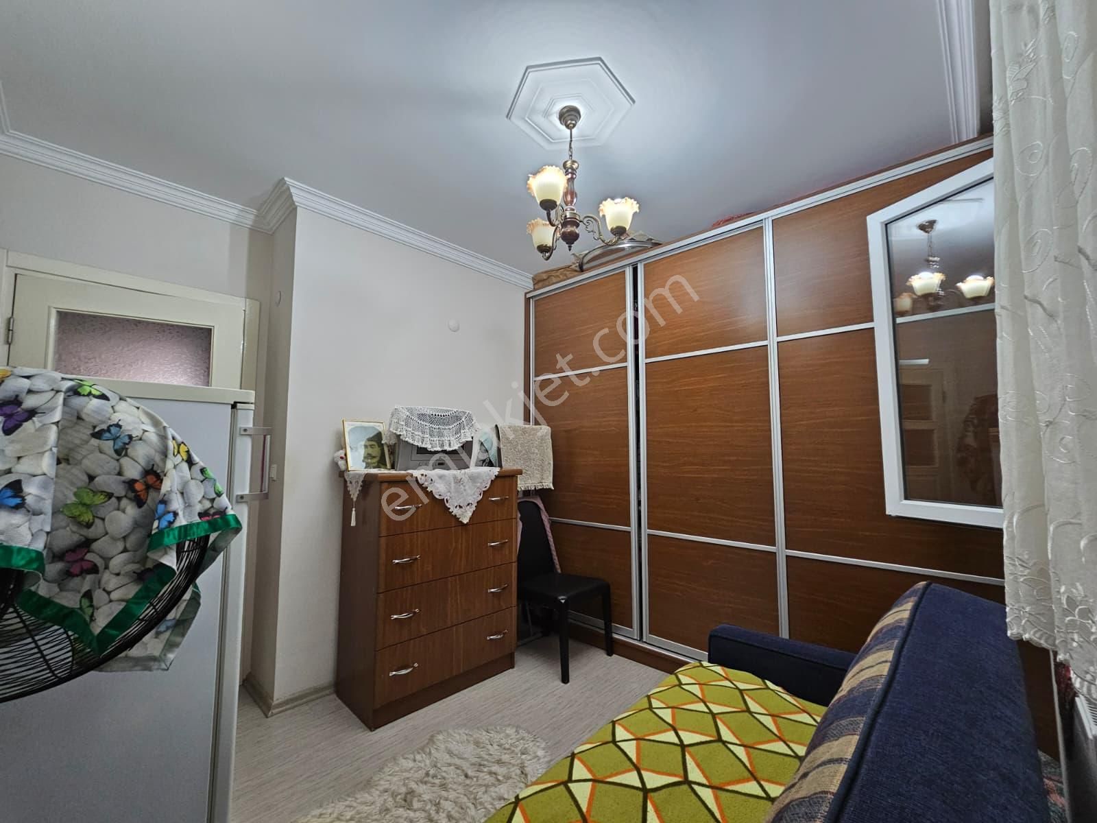 Karşıyaka Fıkrı Altayda Değerlı Konumda 3+1 | Kapalı Otoparklı - Görsel 7