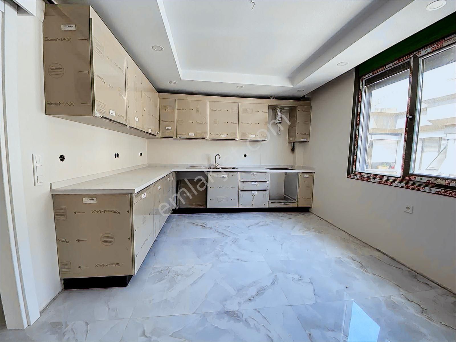 Aka Koleji Yakını 3+1 Kapalı Otoparklı, Ebeveyn Banyolu, Geniş - Görsel 3