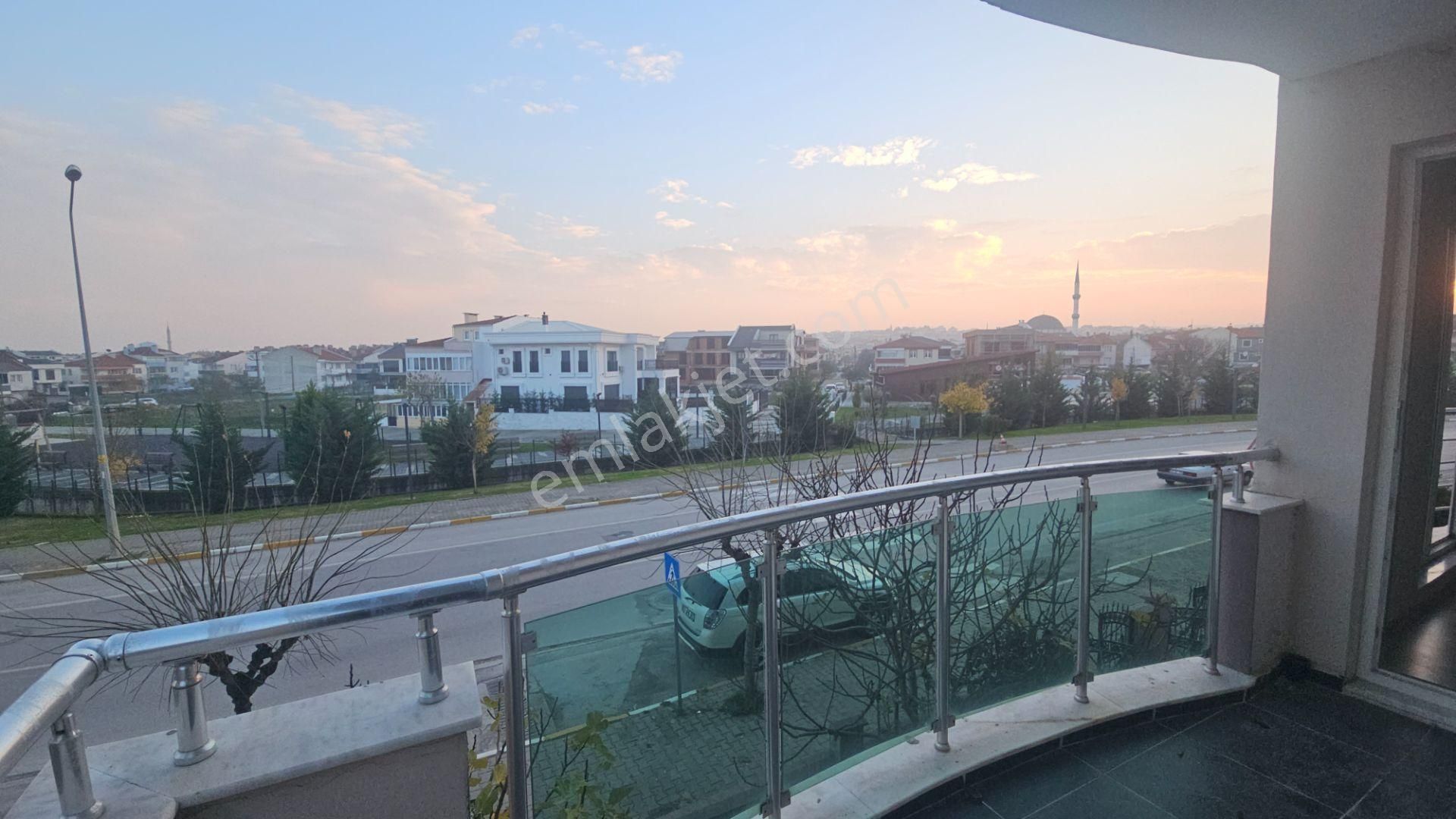 C21 Loca'dan Millet Bahçesi Manzaralı 3+1 Geniş Kiralık Daire - Görsel 4