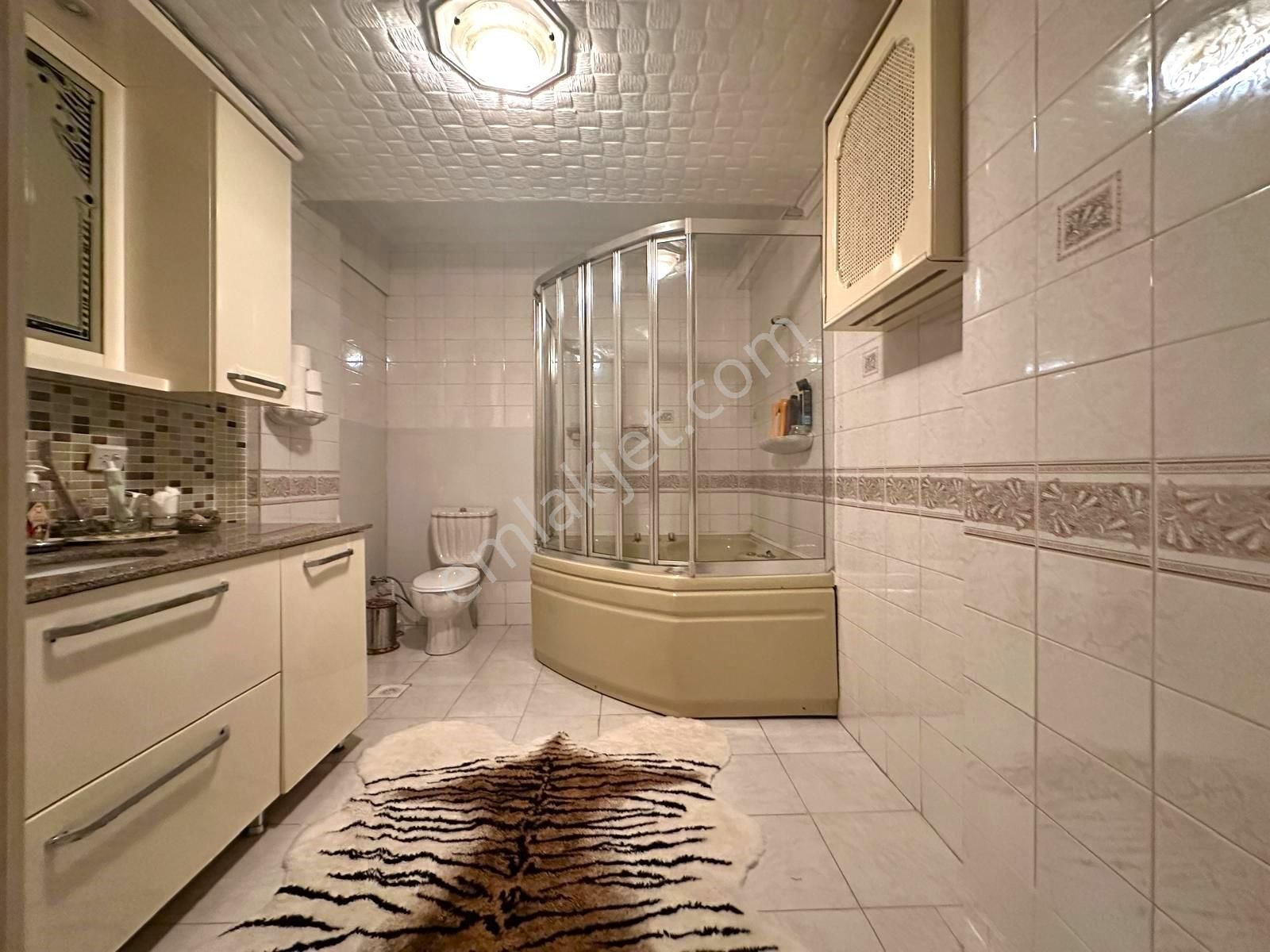 Kıbrıs Parkı Yakını 4+1 Teraslı, Saunalı, Otoparklı Büyük Dublex - Görsel 17