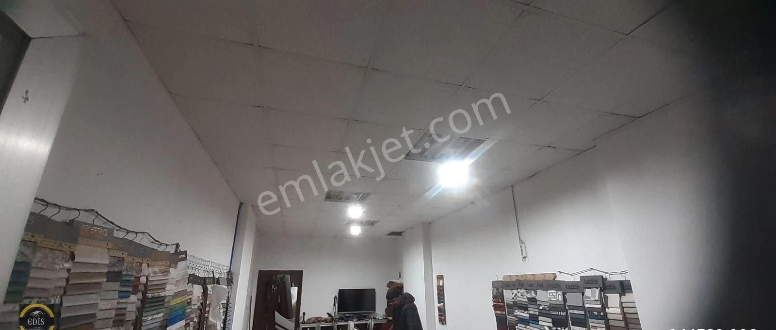 Edis Emlaktan Satılık Merkezi Mükemmel Konum Fırsat Dükkan - Görsel 2