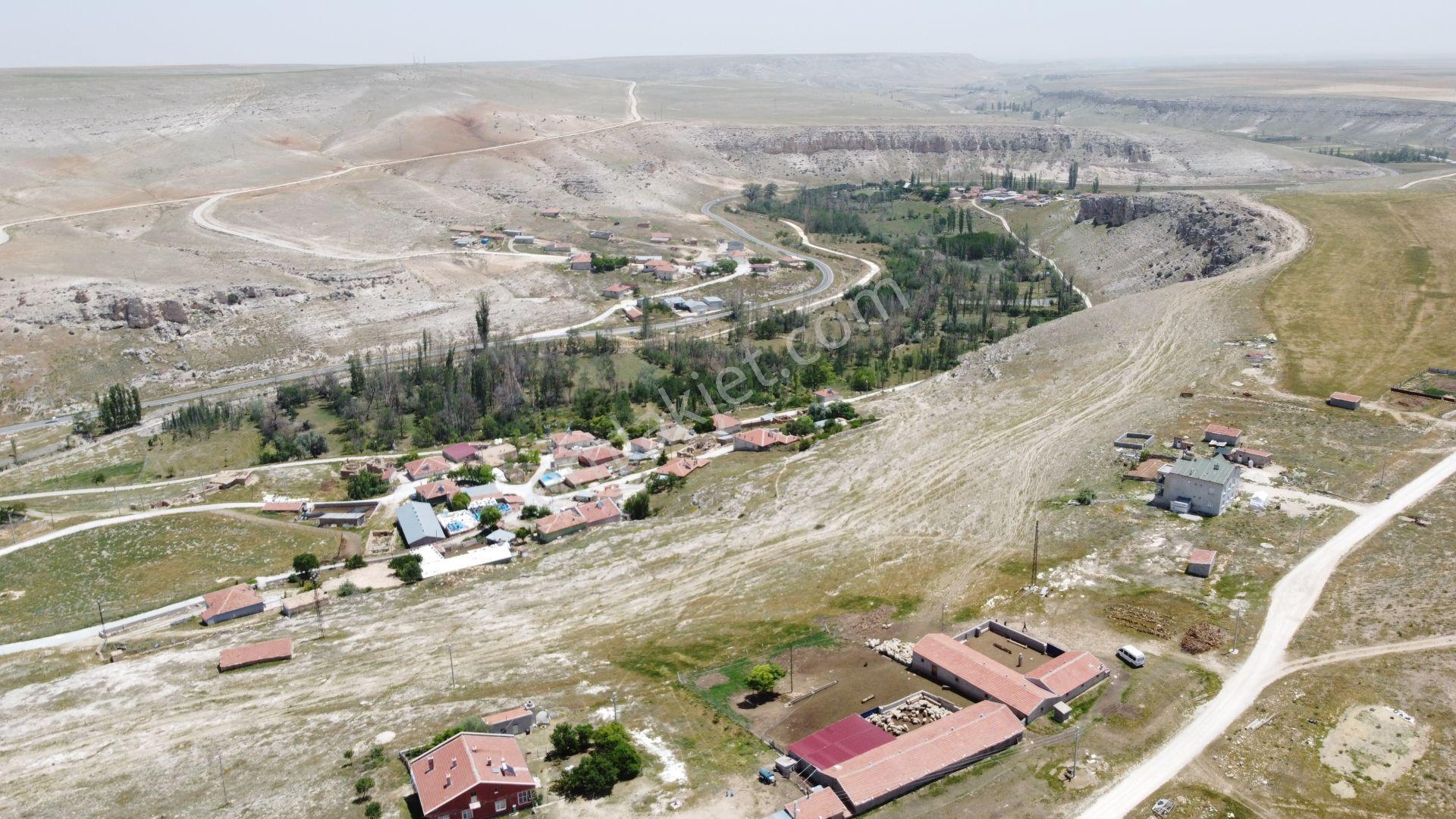 Cihanbeyli İnsuyu'nda 642 M2 Müstakil Tapulu İmarlı Arsa - Görsel 9
