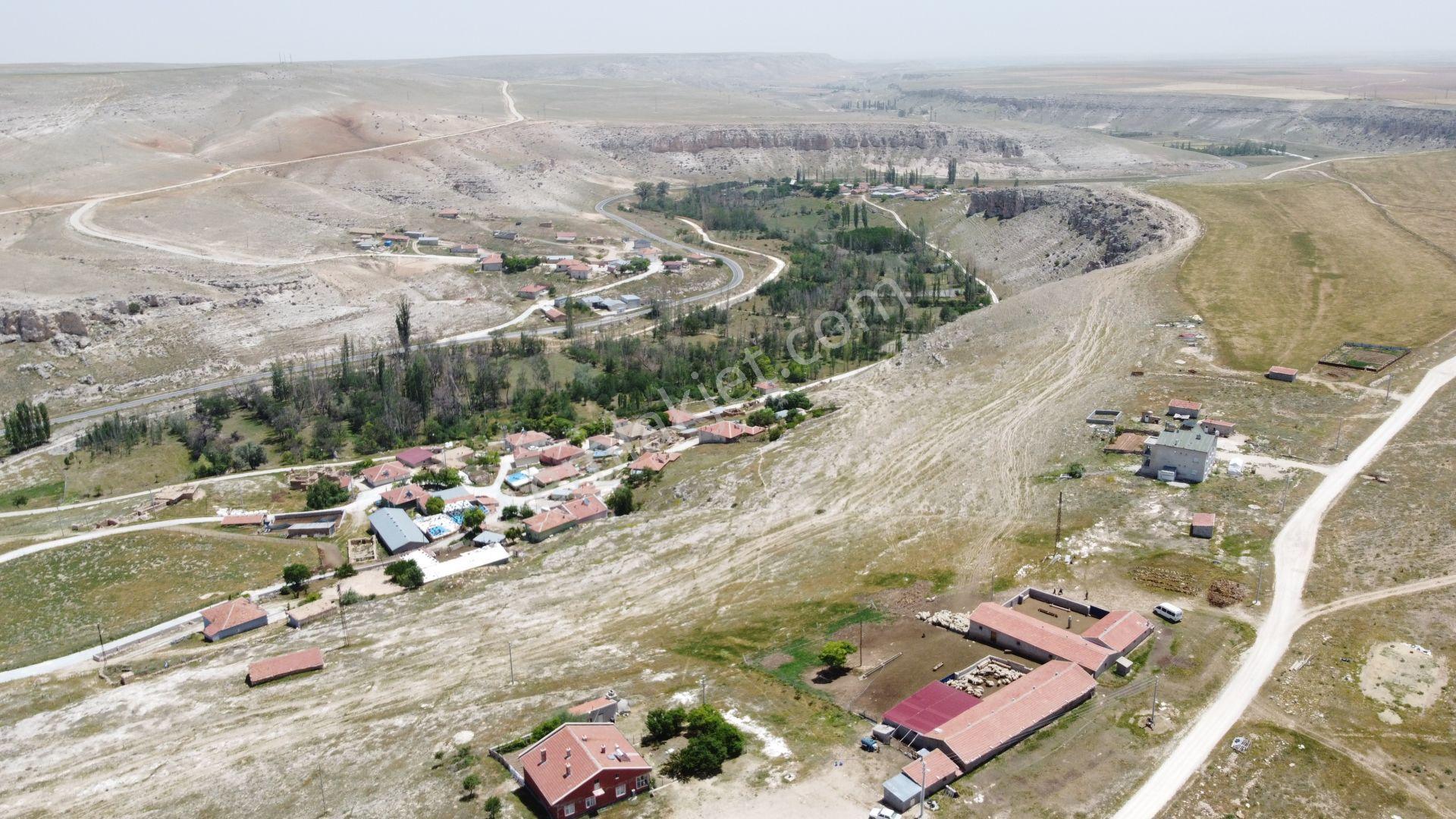 Cihanbeyli İnsuyu'nda 642 M2 Müstakil Tapulu İmarlı Arsa - Görsel 6