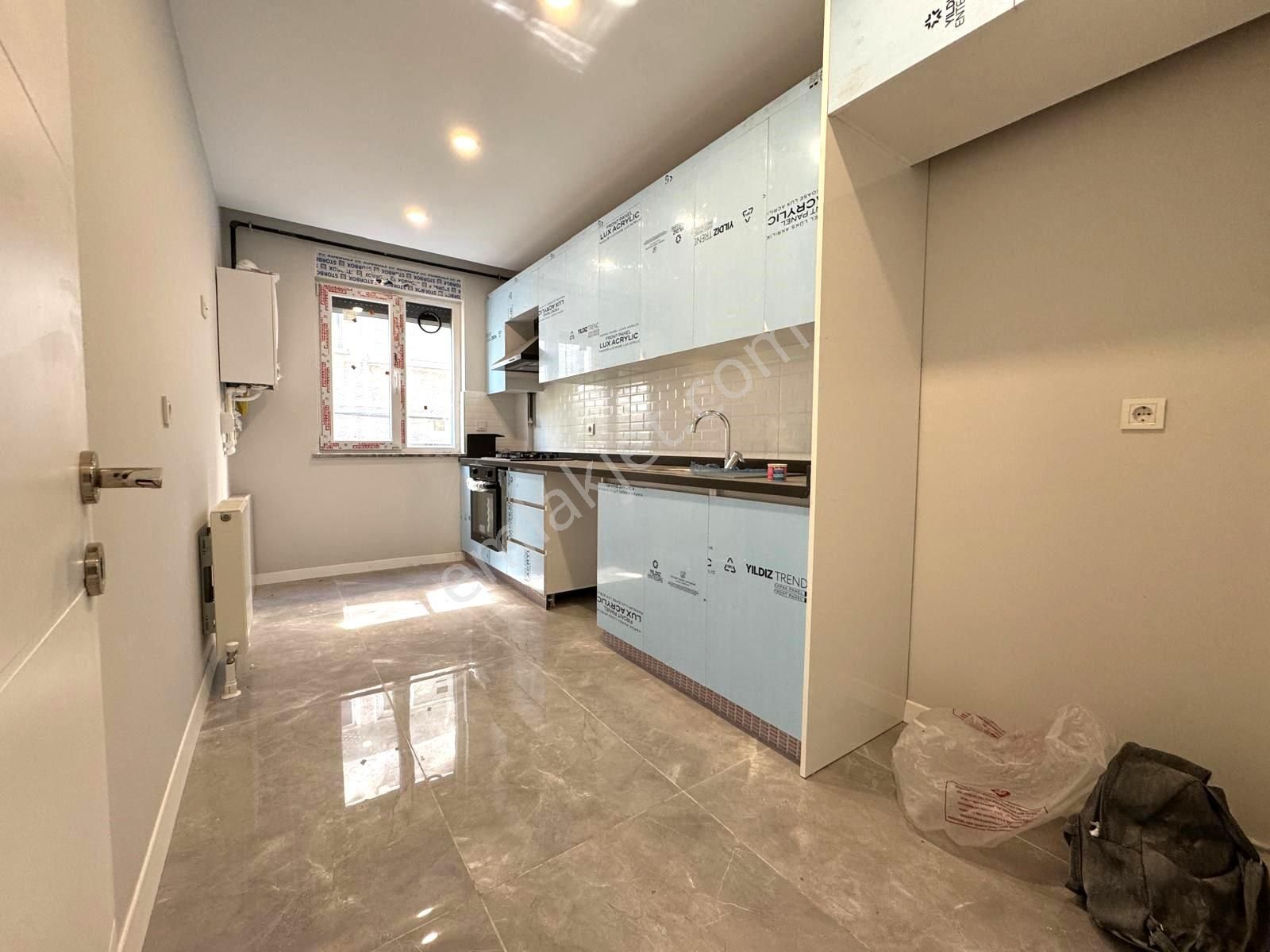 Ömür Yakını Sıfır 2+1 100m2, 2.kat Ön Cephe, Otoparklı Ebeveynli - Görsel 9