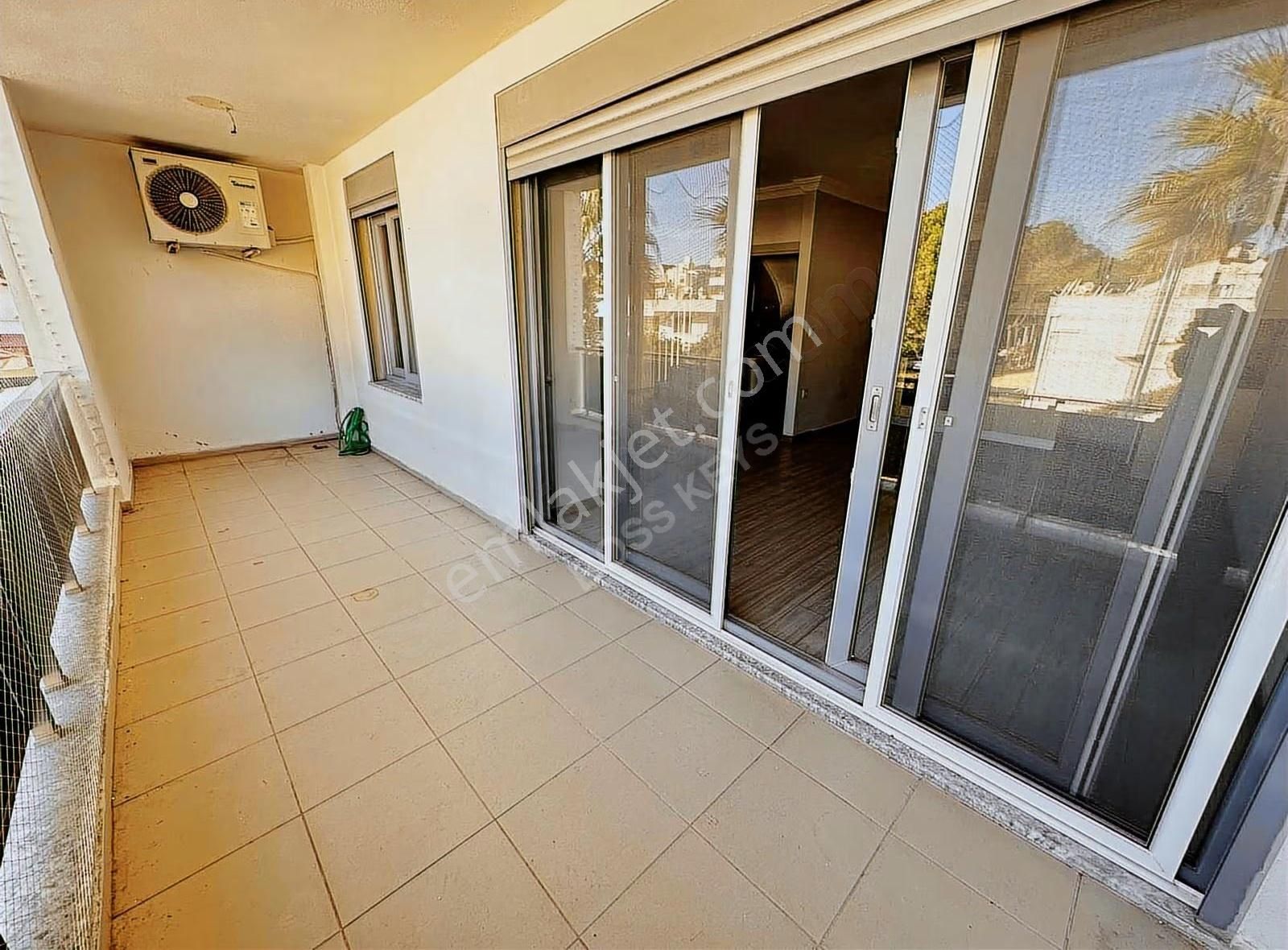 İçmeler'de Kiralık 2+1 Dubleks Daire Denize 250m - Görsel 19