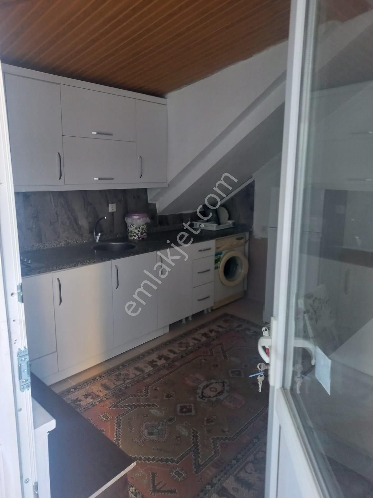 Side'de Kiralık Eşyalı 1+1 Daire - Görsel 3