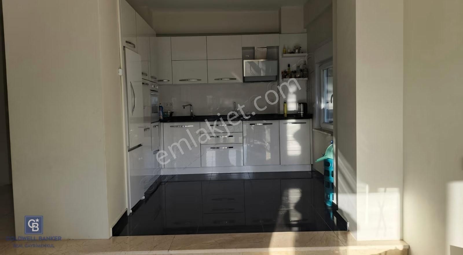 Beylikdüzü Gürpınar Sevcan Sitesinde Deniz Manzaralı Villa - Görsel 14