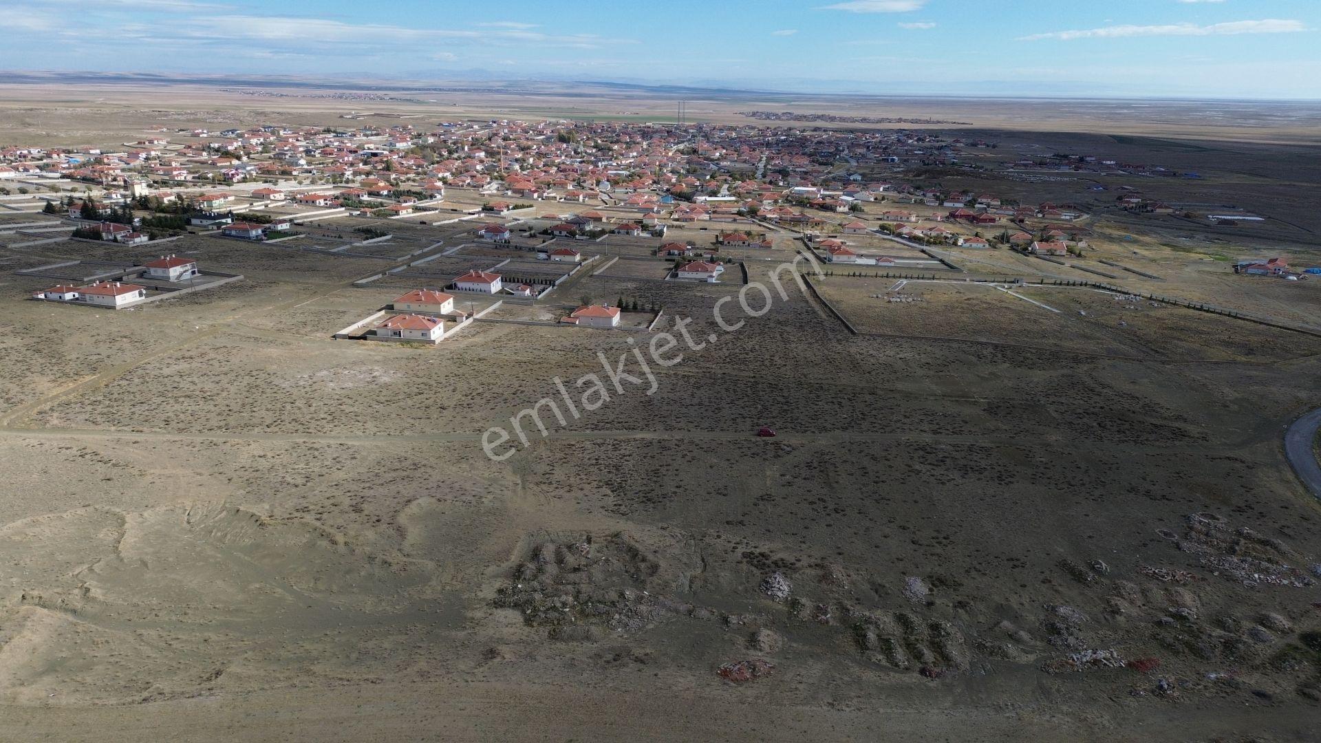 Kulu Zincirlikuyu Da 1.049 M2 Müstakil Tapulu Villa Arsası