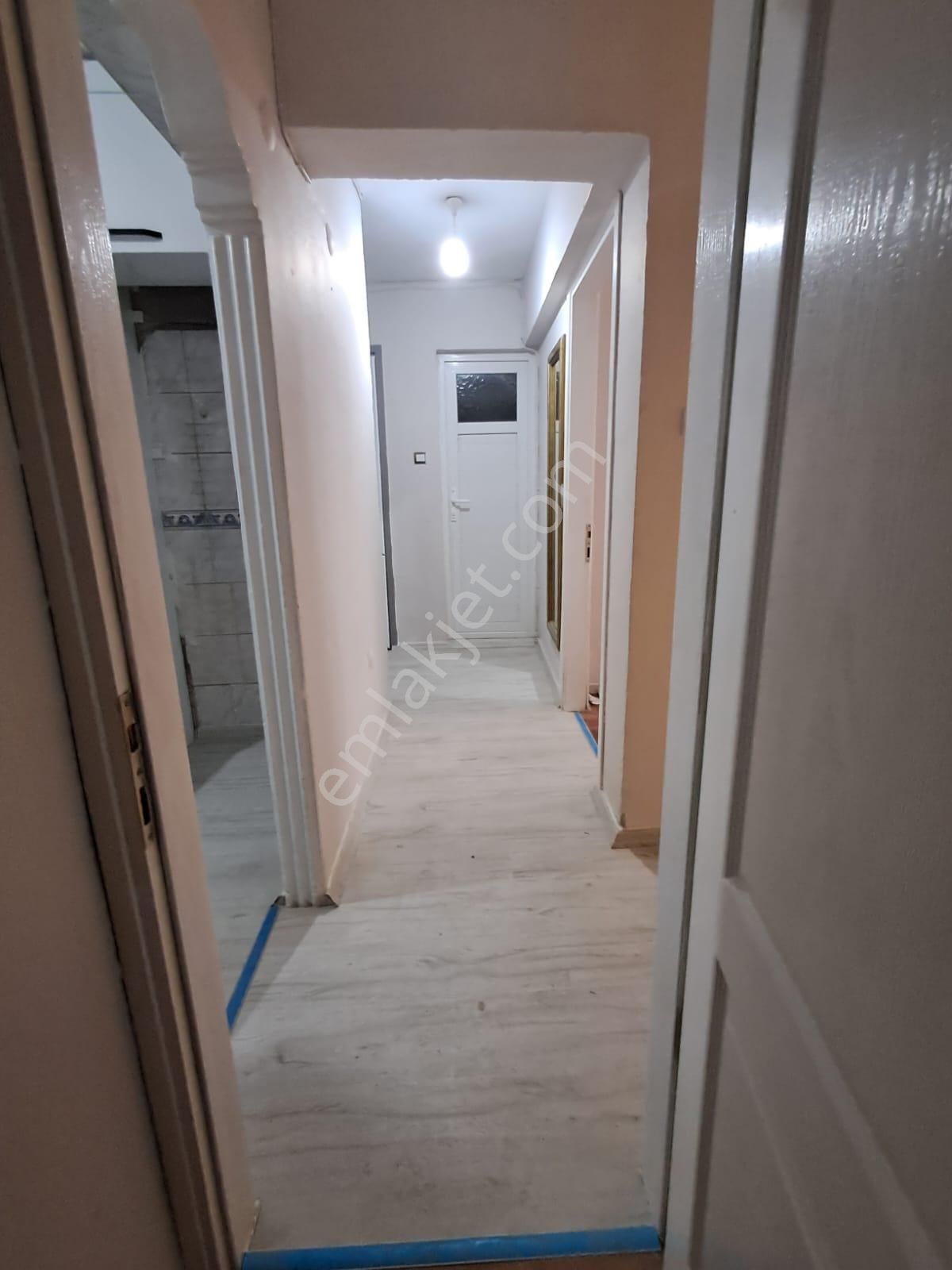 Kiralık İzmir Karşıyaka Bahçelievler Cevdet Bilsay Cad.üzeri 3+1 Daire - Görsel 15