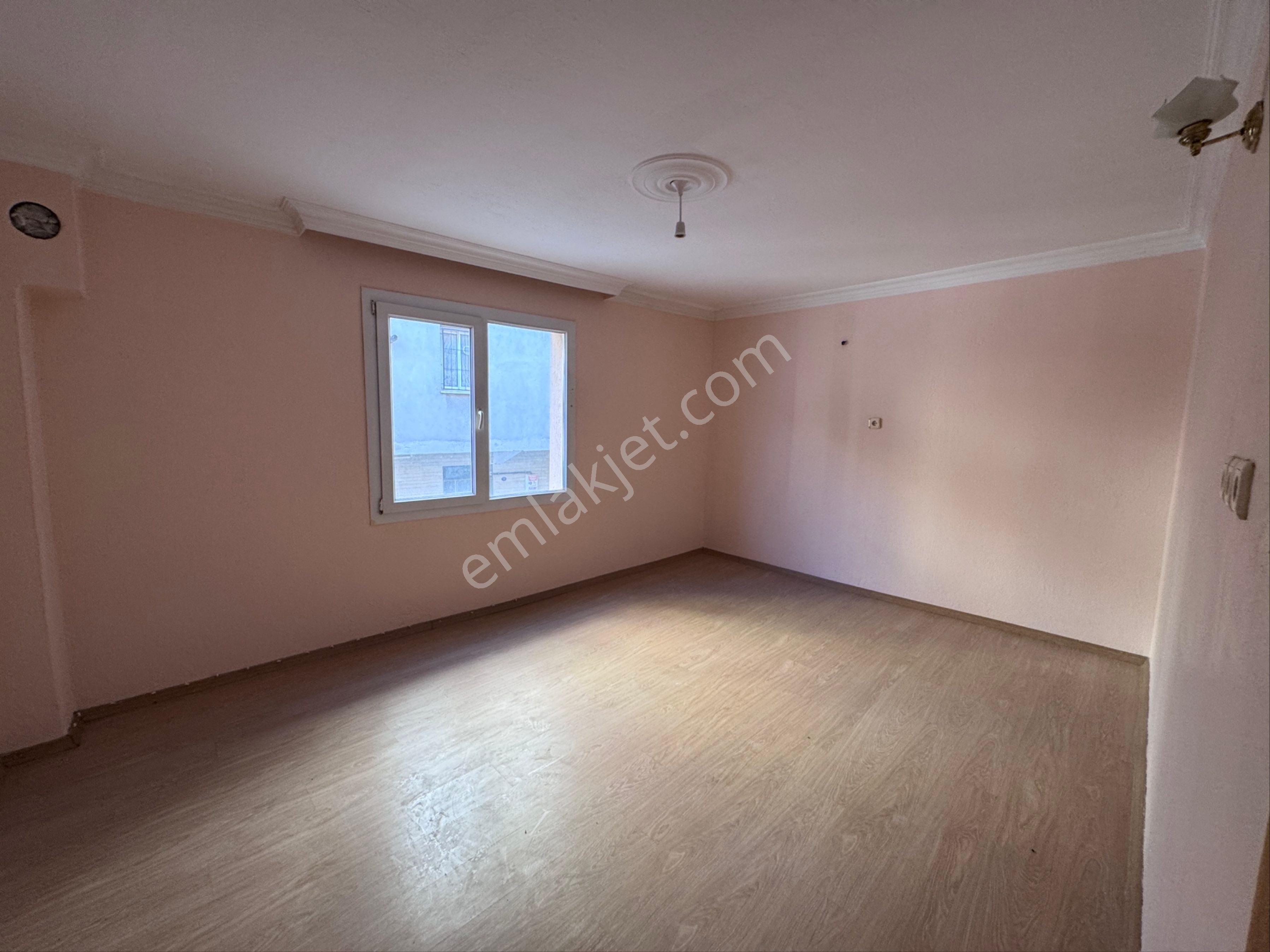 Gümüşpalada Merkeze Yakın 3 Katlı Satılık Komple Bina - Görsel 7