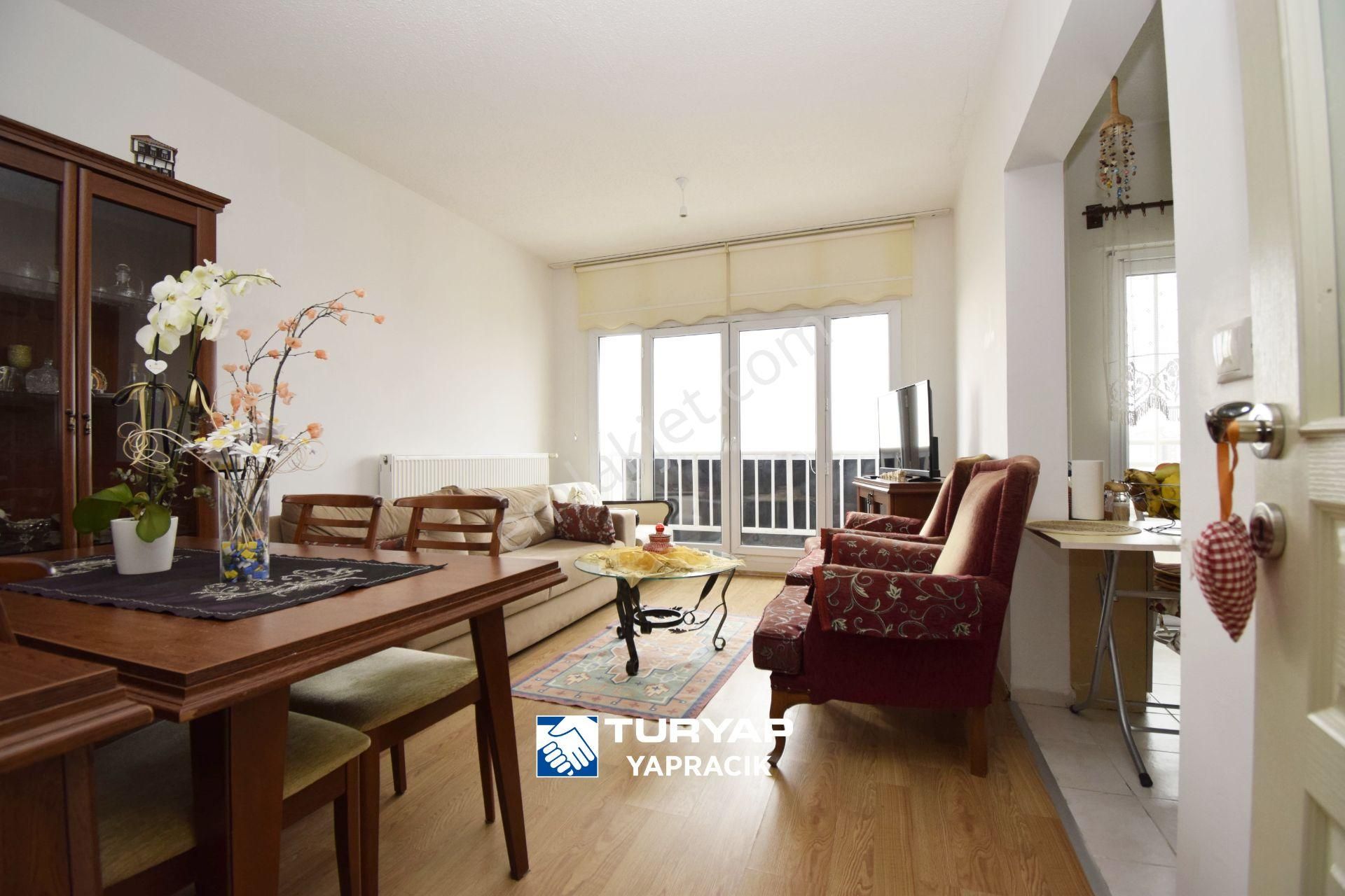 Turyap Yapracık'tan Migros Karşısı Güney Cephe Satılık 2+1 Daire