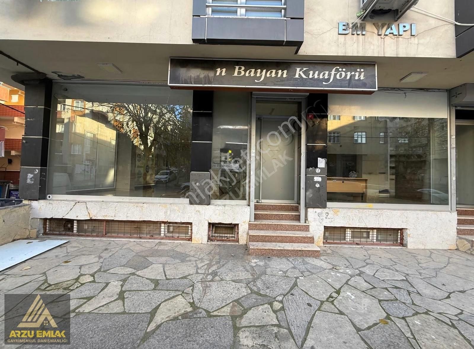 Arzu Emlaktan 75.yıl Mah 80m2 Yüksekgiriş Dükkan