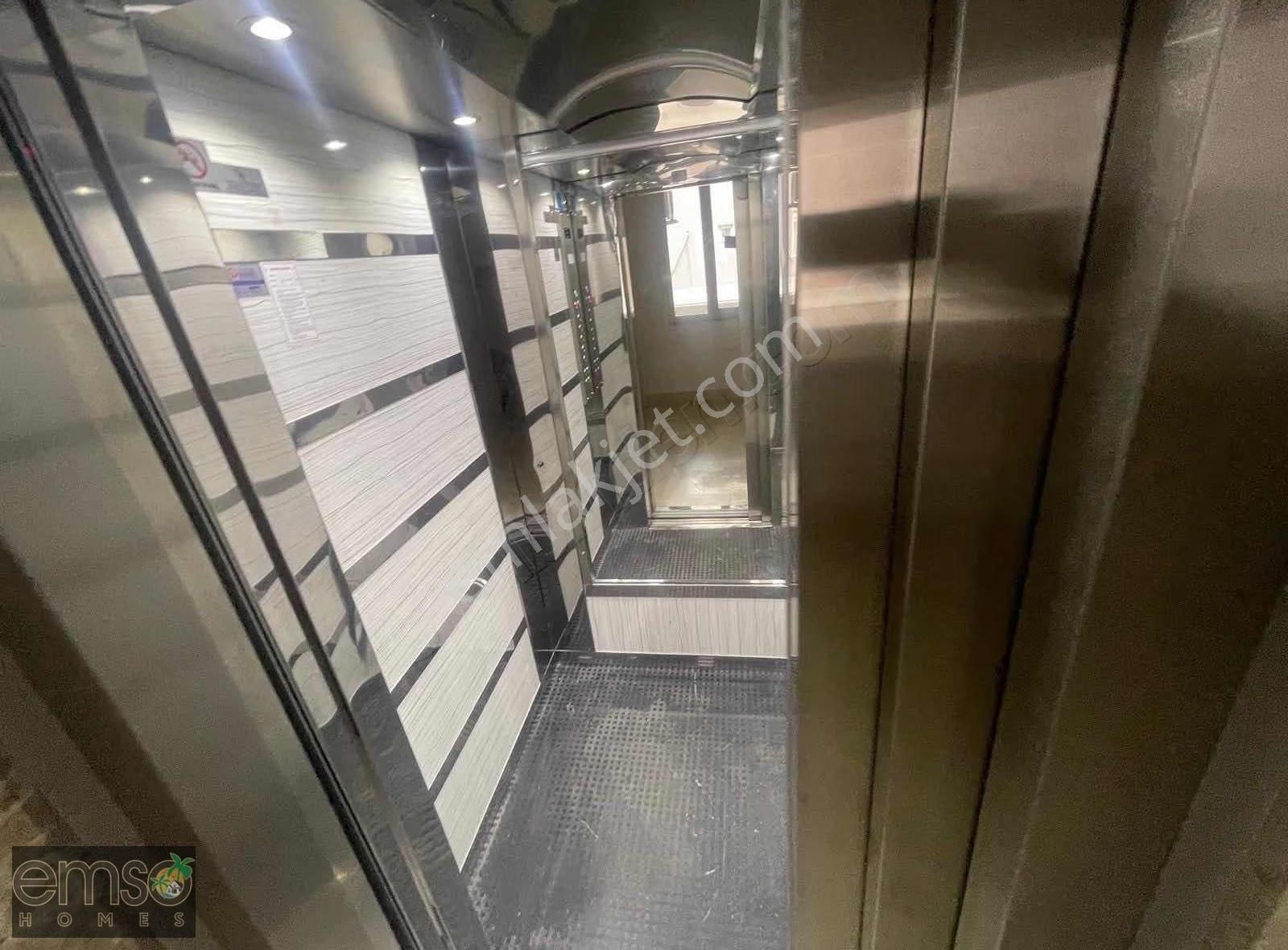 Acil Hurma' Da Ebeveyn Banyolu Geniş Kullanımlı 2+1 - Görsel 27