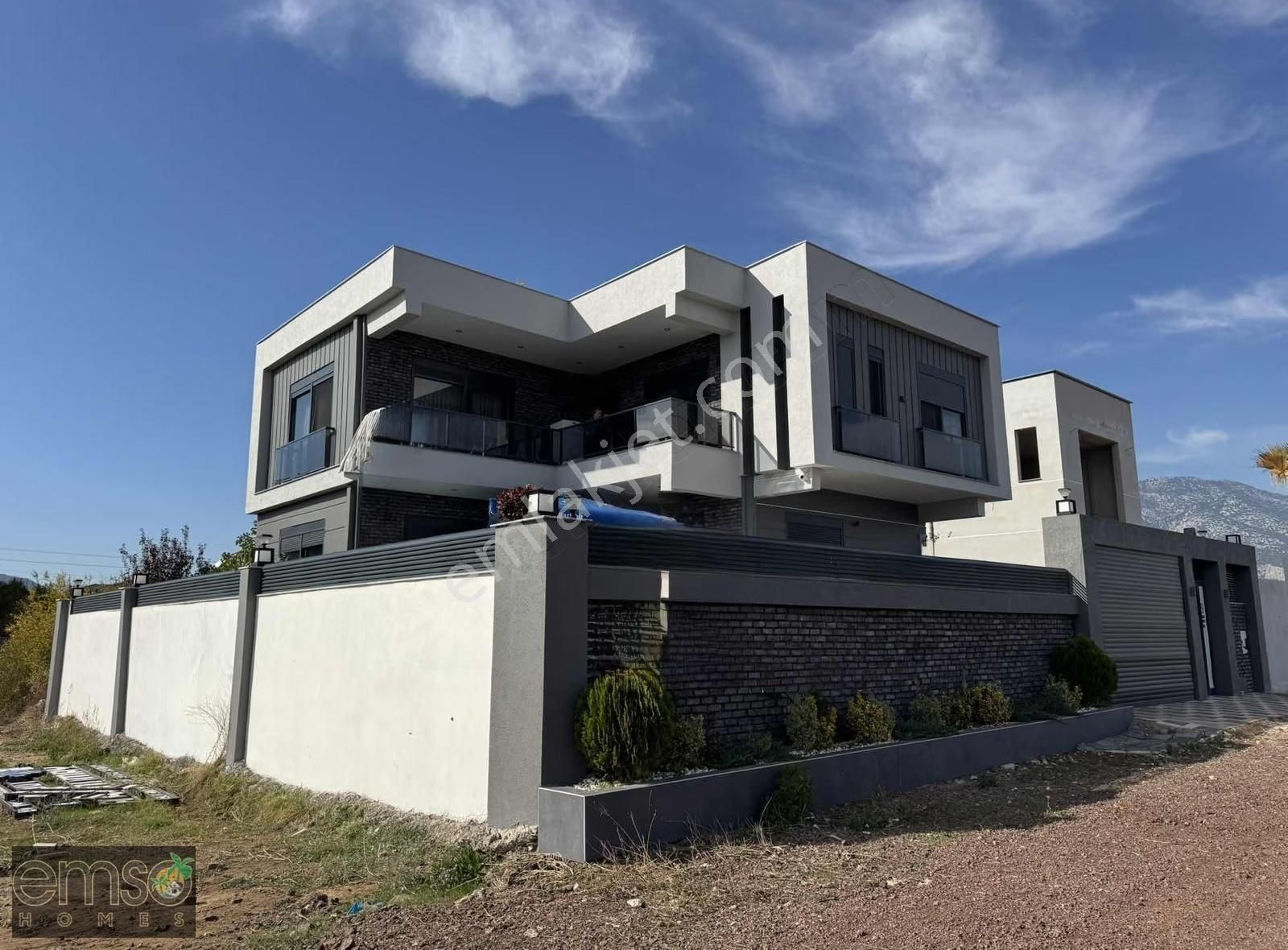 Antalya Döşemealtı Satılık 4+1 Müstakil Villa