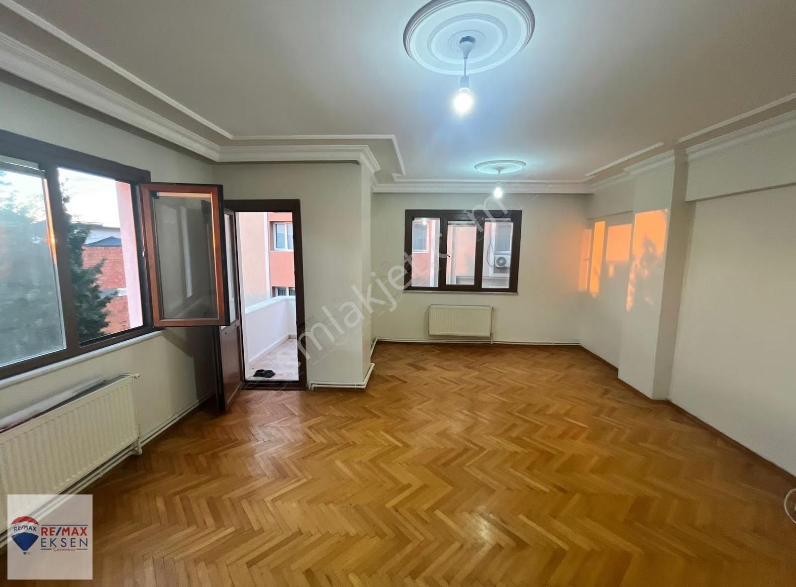 Üsküdar Mimar Sinanda Jakuzili Çift Balkonlu 3+1 Kiralık Daire - Görsel 21