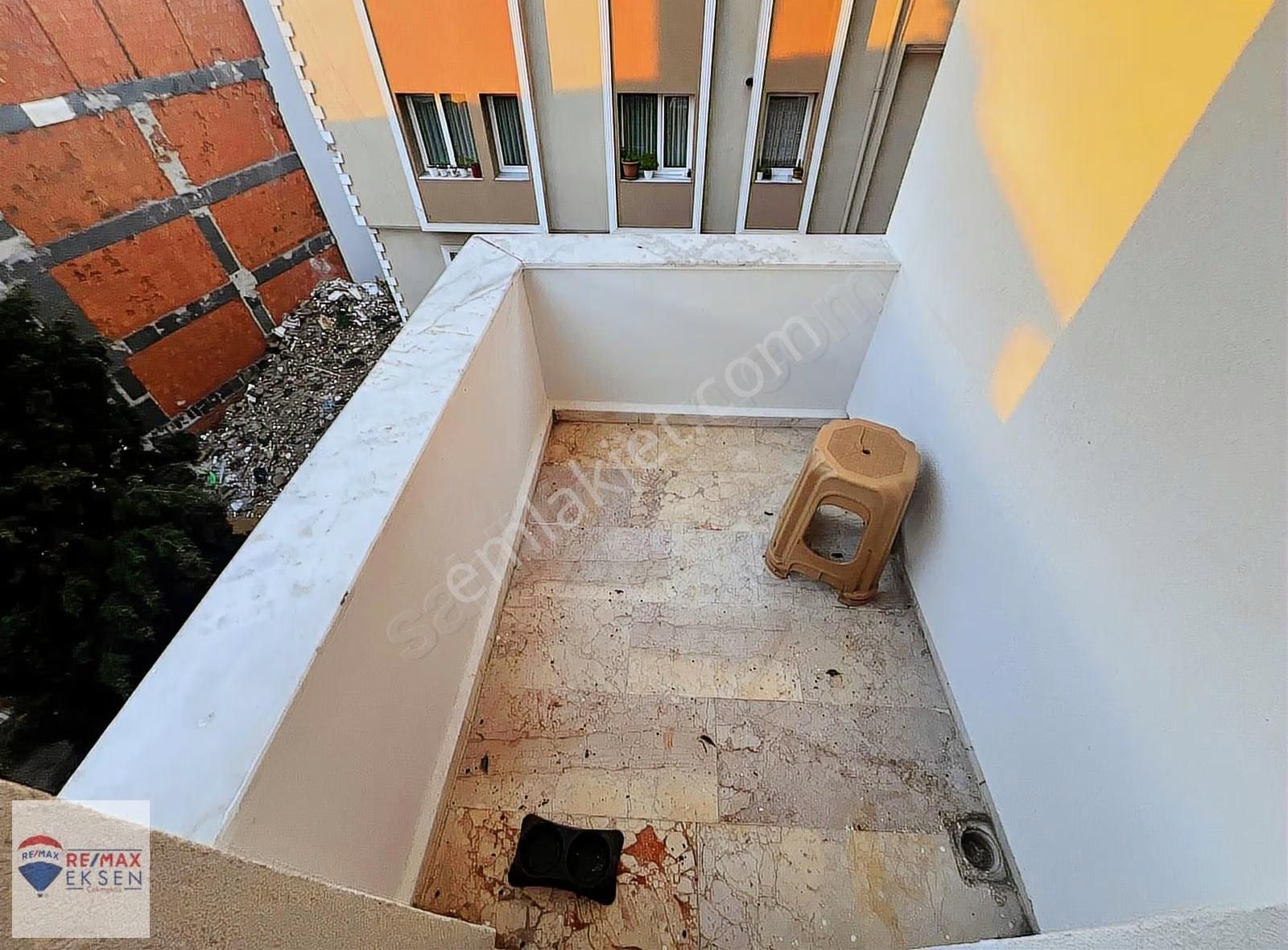 Üsküdar Mimar Sinanda Jakuzili Çift Balkonlu 3+1 Kiralık Daire - Görsel 7