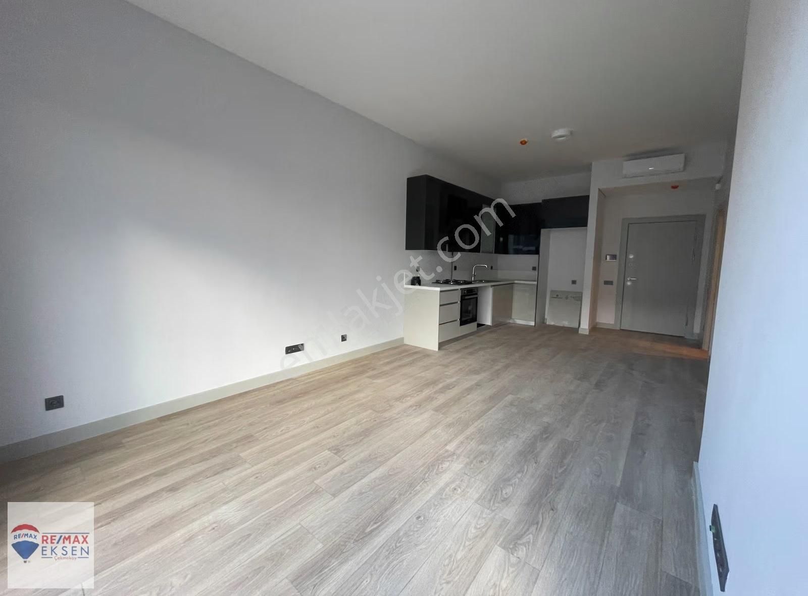 Çekmeköy Emlak Konut Çınarköy Sit De Kiralık 1+1 Daire - Görsel 3