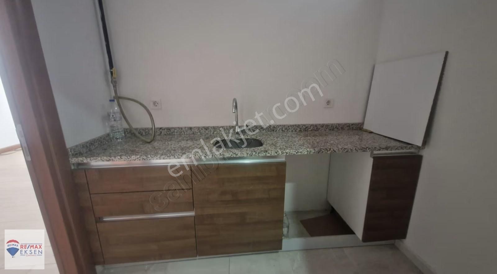 Ümraniye Satılık Stüdyo Boş Daire - Görsel 13