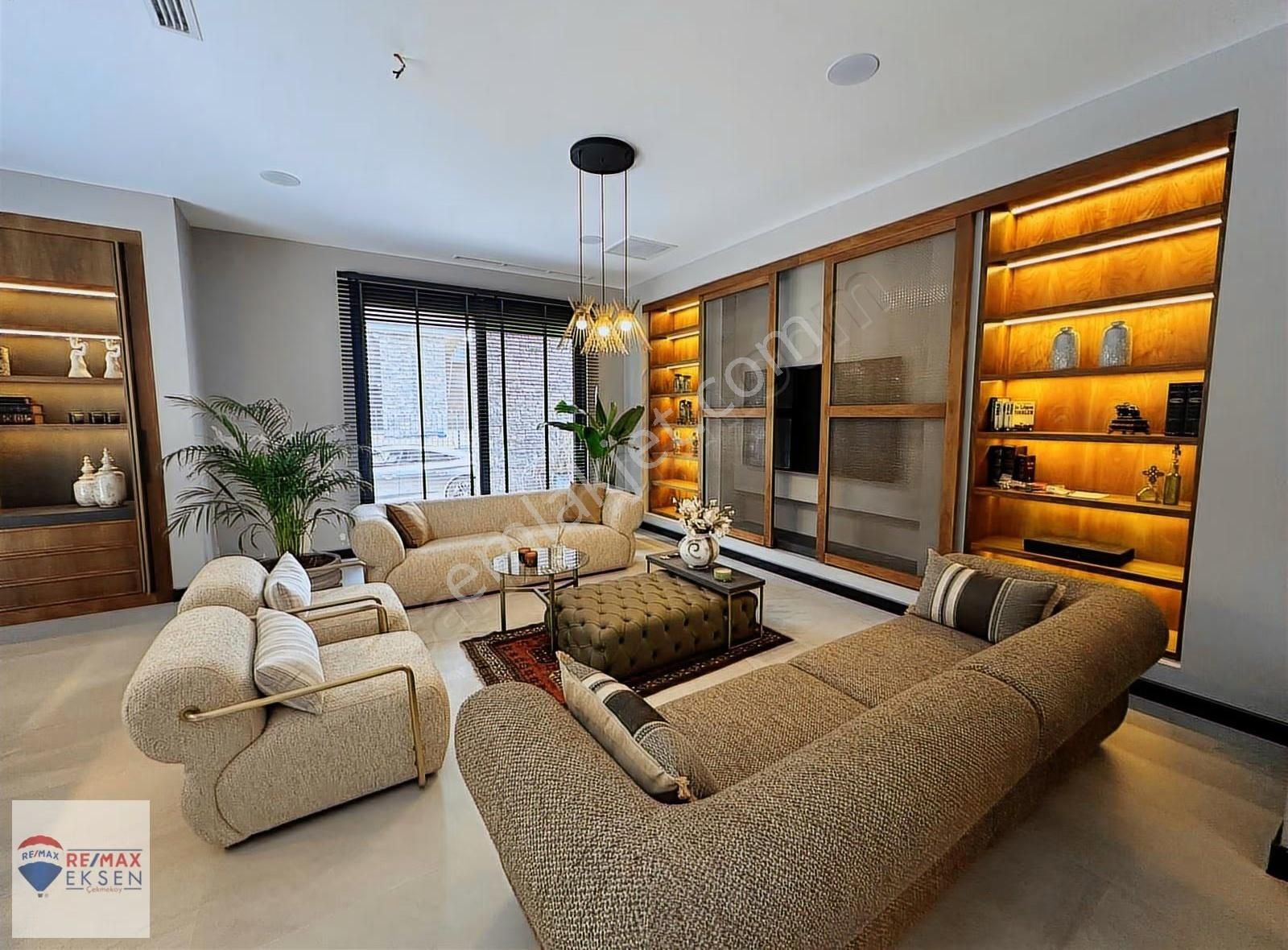 777 Ömerli, Çekmeköy'de Doğanın İçinde Satılık Lüks Villa 12+1 - Görsel 19