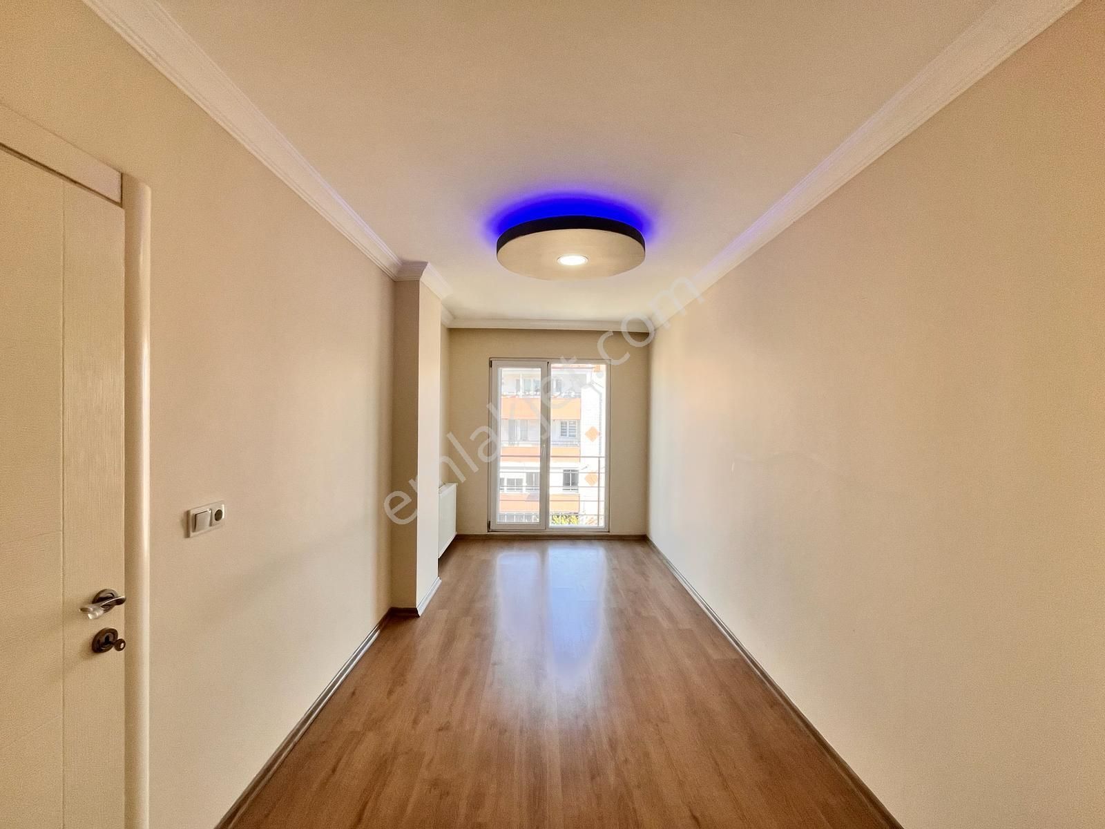 Parstan Altınkumda Ön Cephe Doğalgazlı Asansörlü Lüks 2+1 Daire - Görsel 6