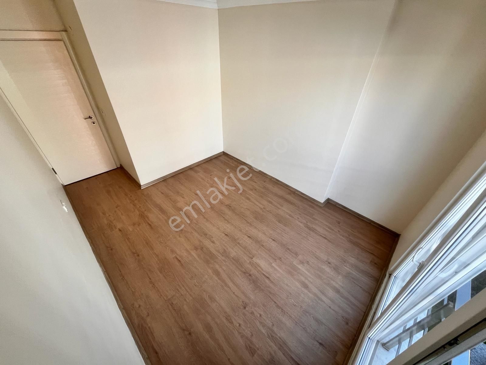 Parstan Altınkumda Ön Cephe Doğalgazlı Asansörlü Lüks 2+1 Daire - Görsel 11