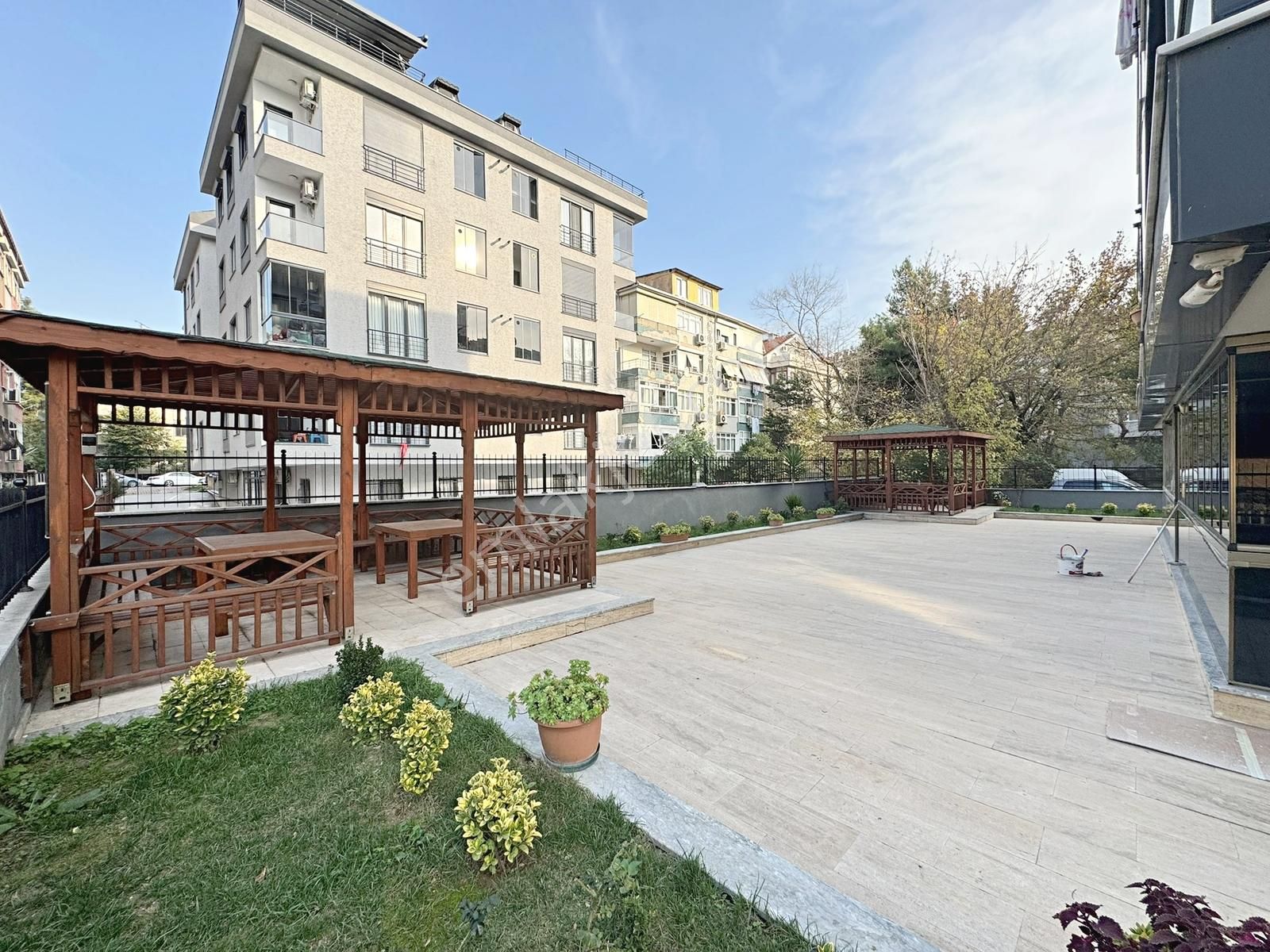 Bahçelinizamda, Yeni Bina, Kap.otoparklı 3+1 120m2 Lüx Boş Daire - Görsel 2