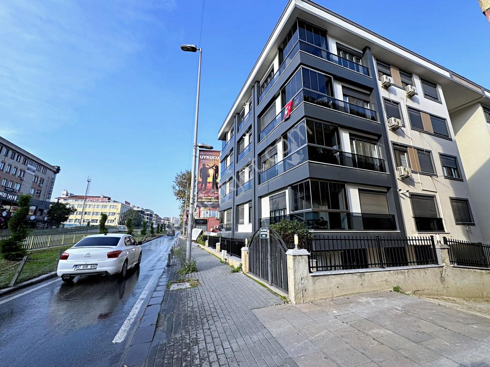 Bahçelinizamda, Yeni Bina, Kap.otoparklı 3+1 120m2 Lüx Boş Daire - Görsel 6