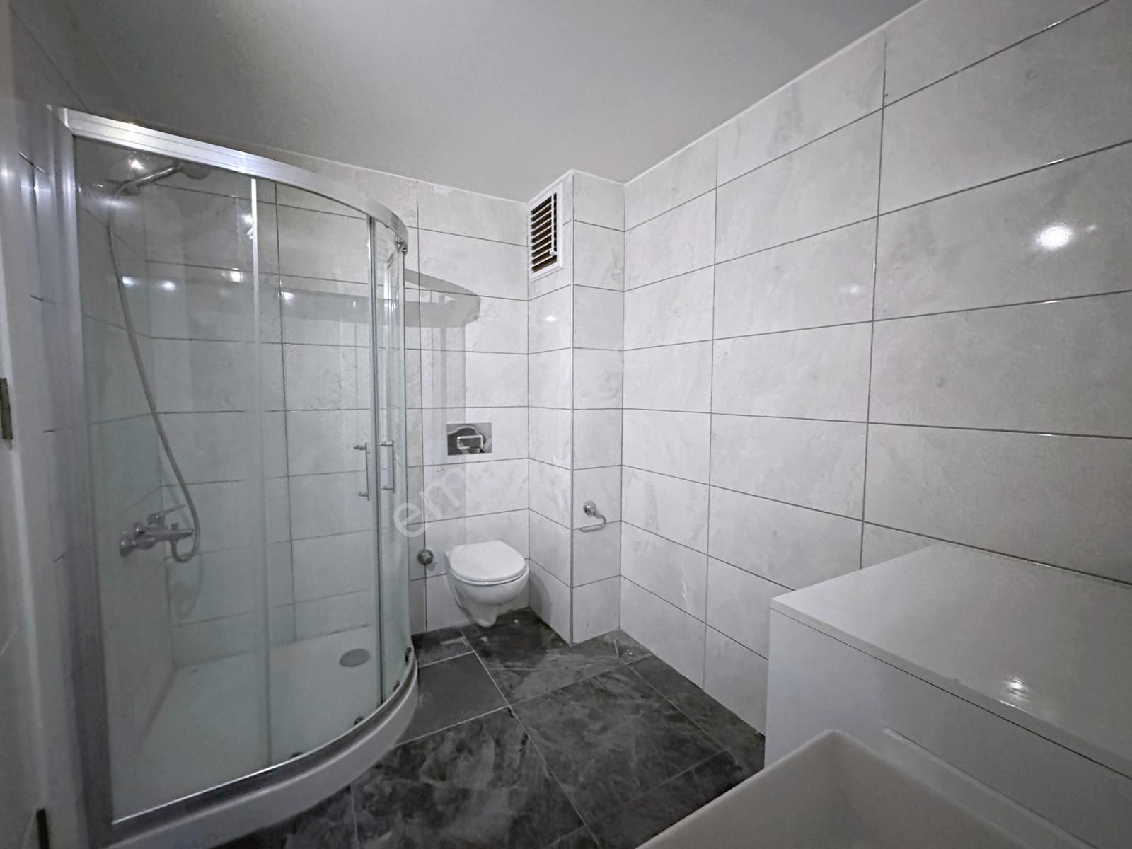 Bahçelinizamda, Yeni Bina, Kap.otoparklı 3+1 120m2 Lüx Boş Daire - Görsel 11