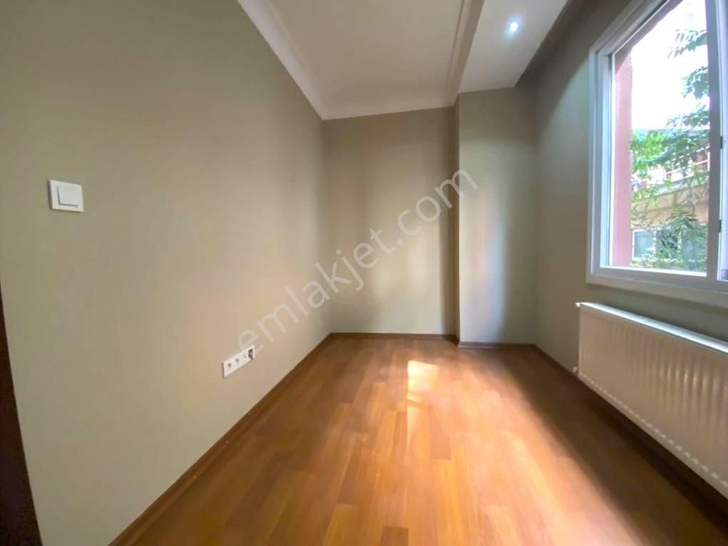 Bahçelievler Beyazkonaklar Sitesinde 3+1 120 M2 Düz Giriş - Görsel 8