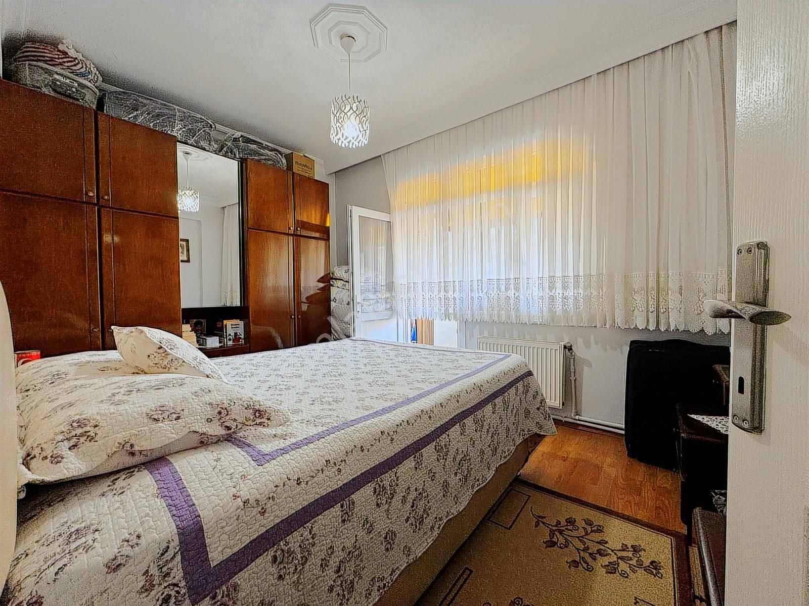 Ferit Selim Paşa Cadde Yakını 3+1 150m2 Tek Daire 255m2 Arsalı - Görsel 6