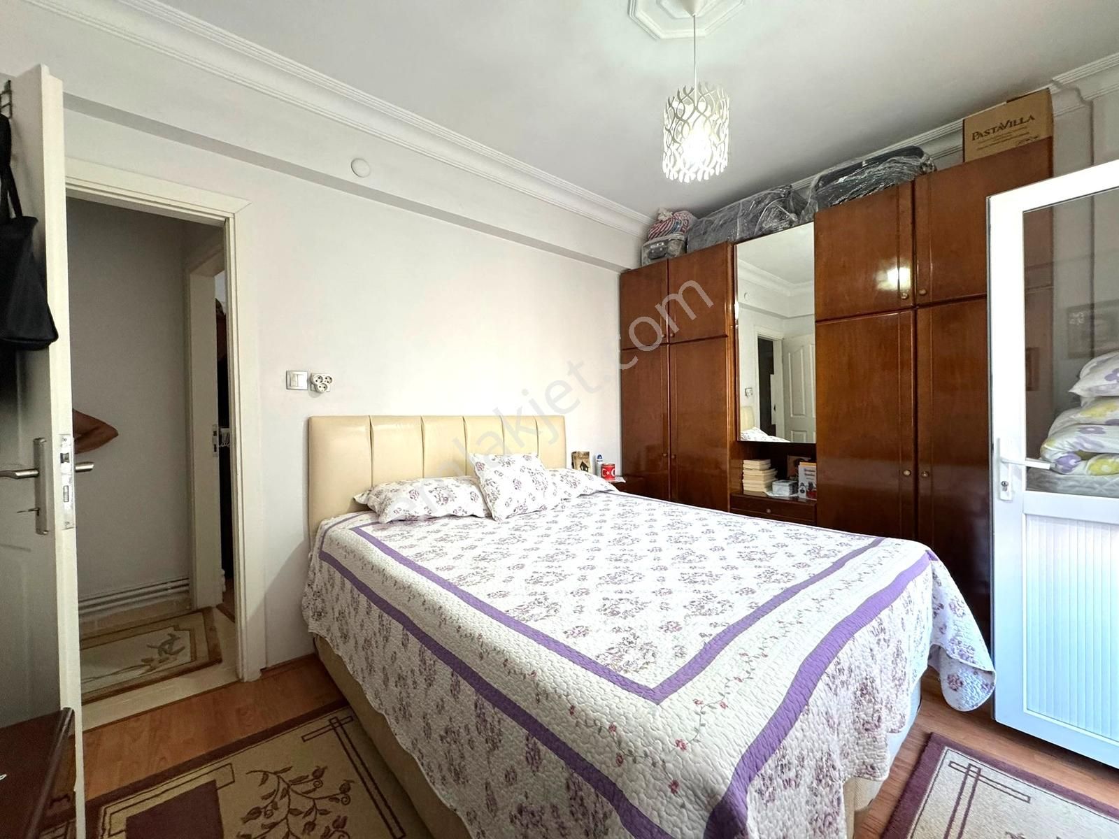 Ferit Selim Paşa Cadde Yakını 3+1 150m2 Tek Daire 255m2 Arsalı - Görsel 12