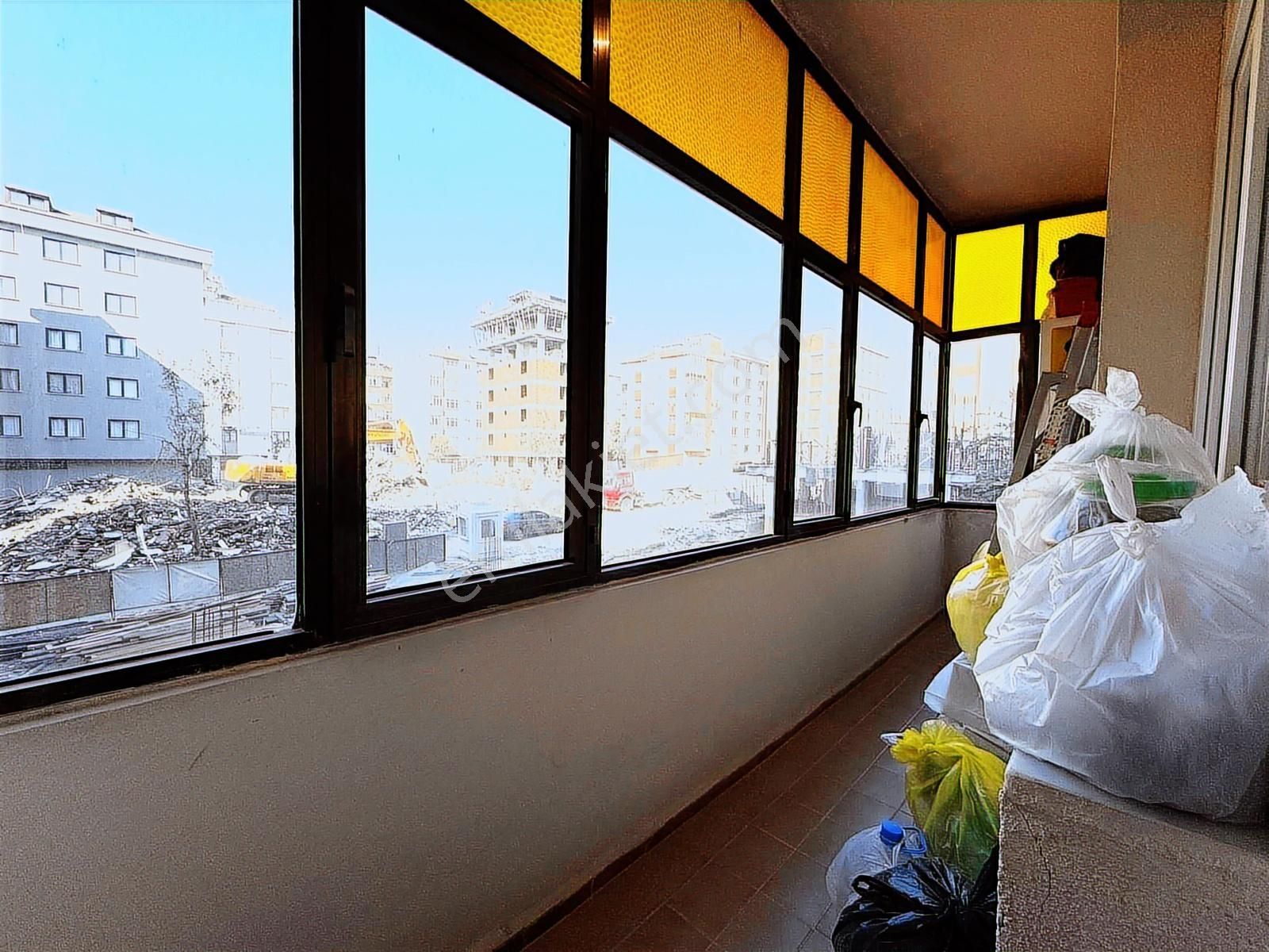 Ferit Selim Paşa Cadde Yakını 3+1 150m2 Tek Daire 255m2 Arsalı - Görsel 2