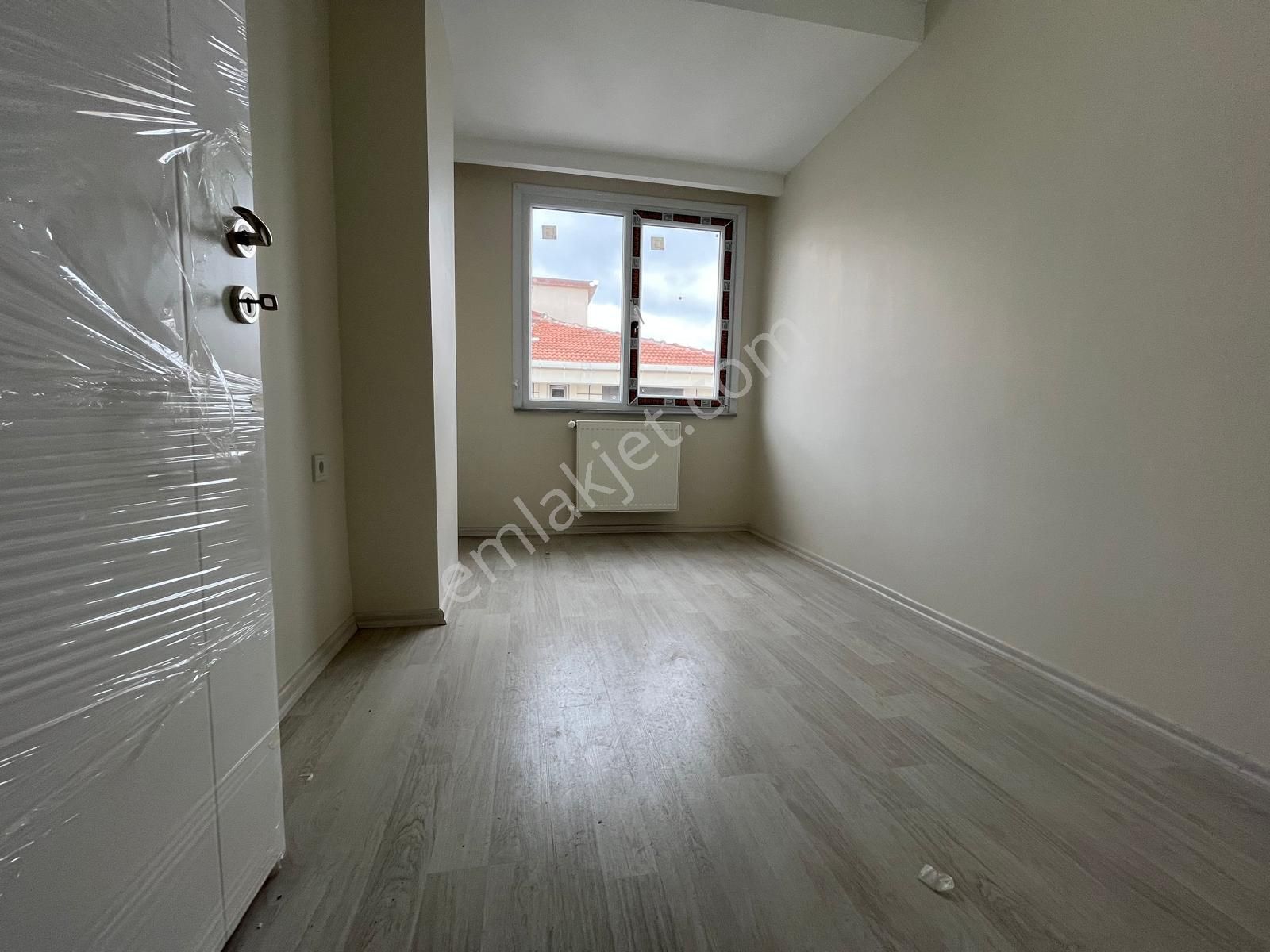 Türkiye Emlak Fatih Mah 3+1 Kredili 120m2 2.ve 4.kat Kod 2678 - Görsel 6