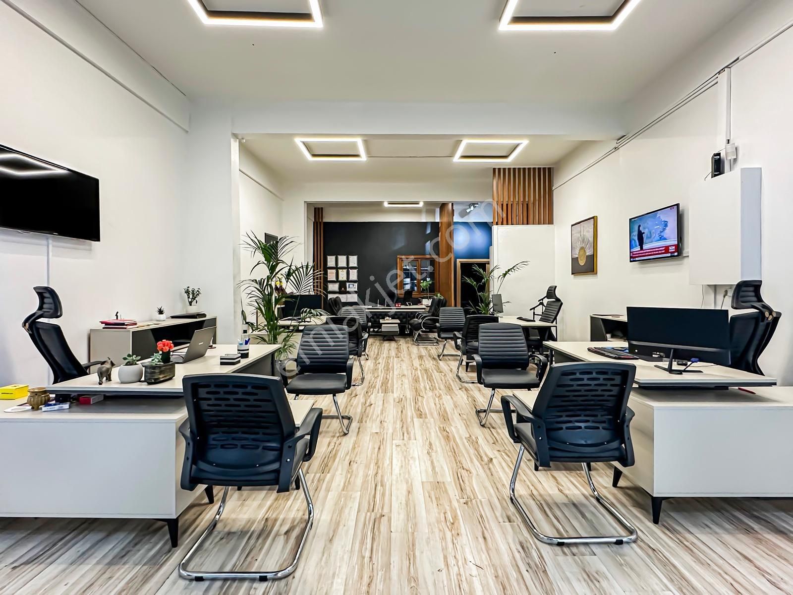 Atlas'tan Feritselim Yakın Geniş 3+1 Köşe,asansörlü Fırsat Daire - Görsel 8