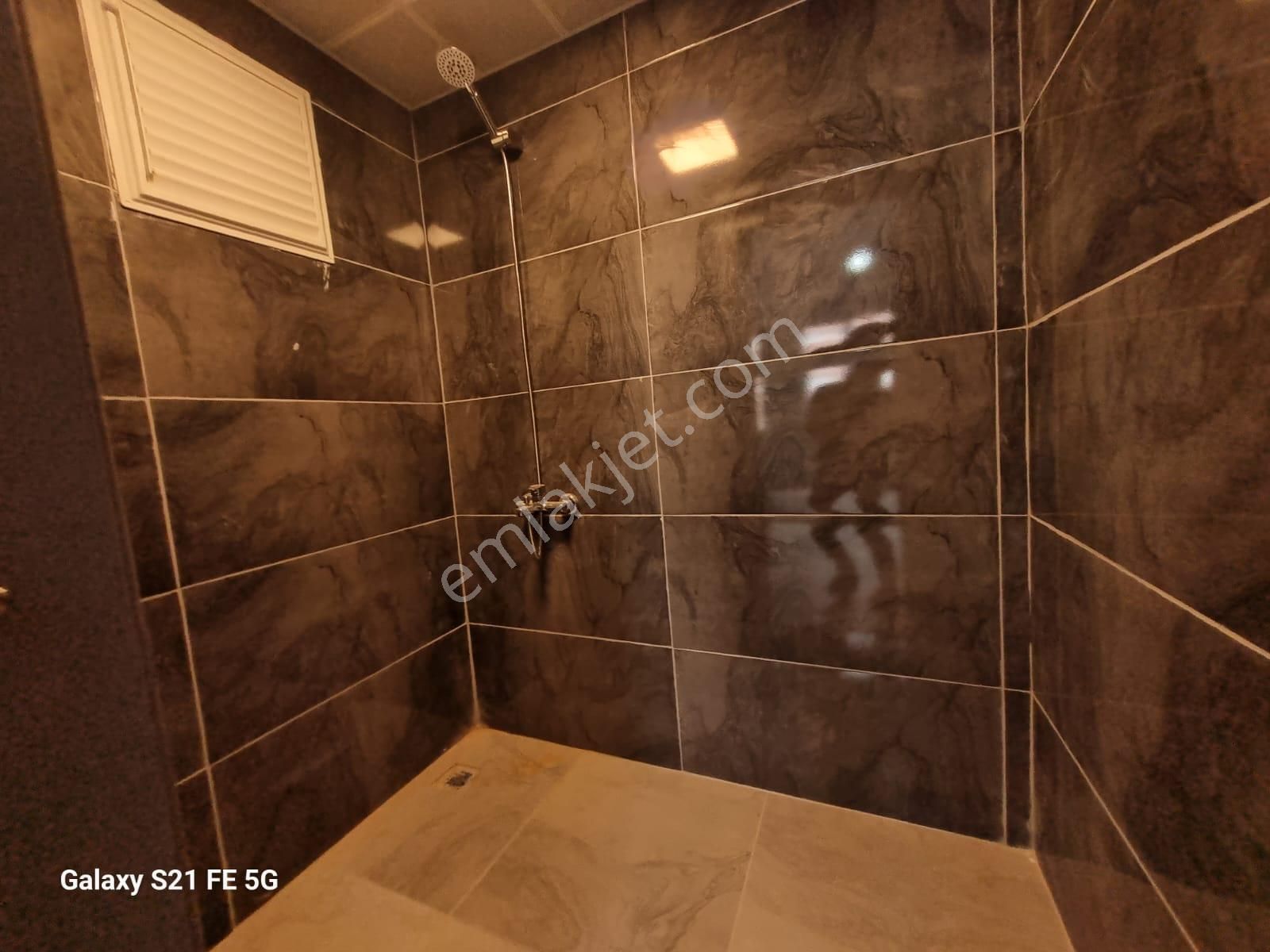 Demiröz'den M.kemalde Katta Güney-doğu Full Yapılı 3+1 Daire - Görsel 32