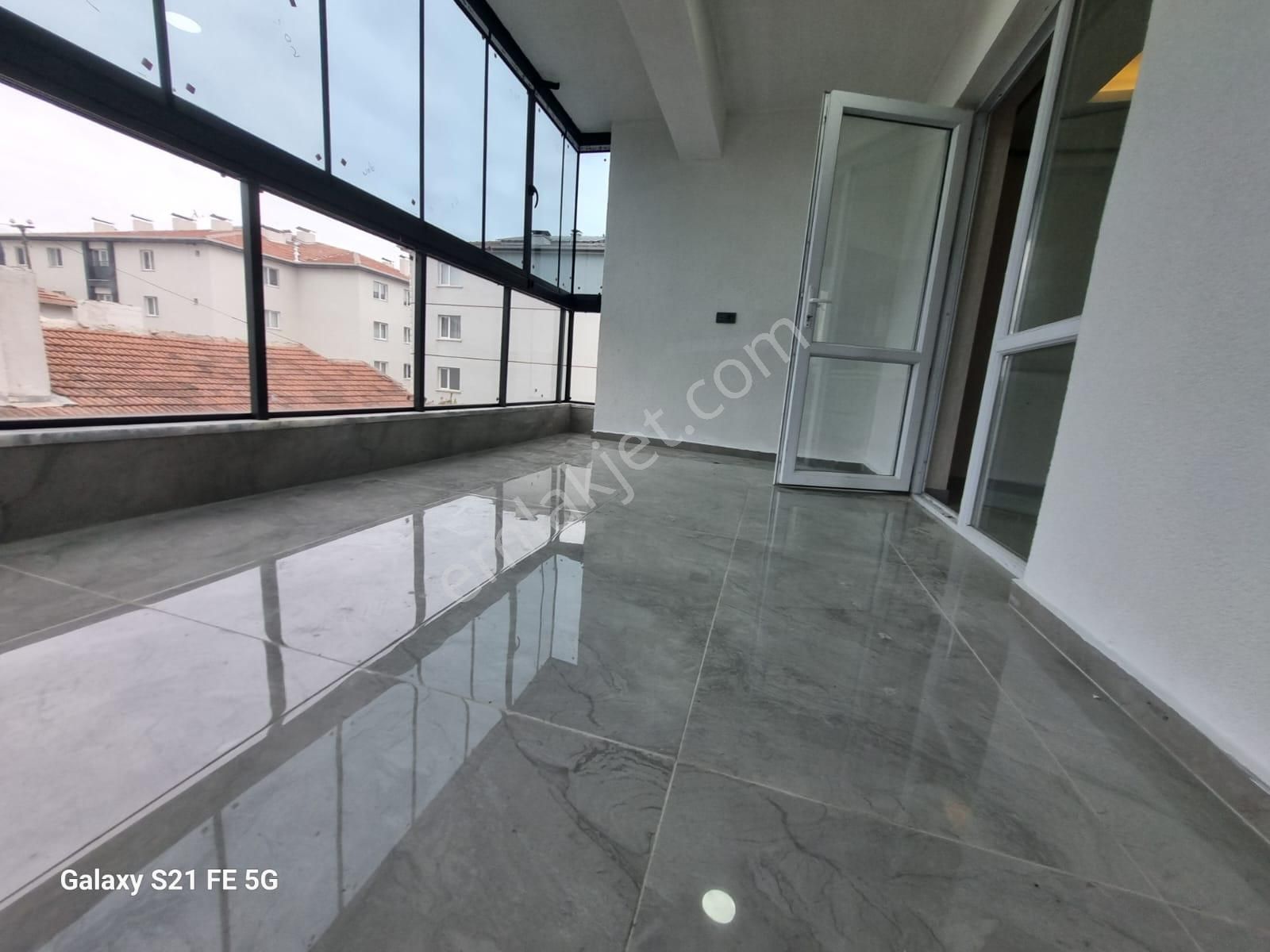 Demiröz'den M.kemalde Katta Güney-doğu Full Yapılı 3+1 Daire - Görsel 35