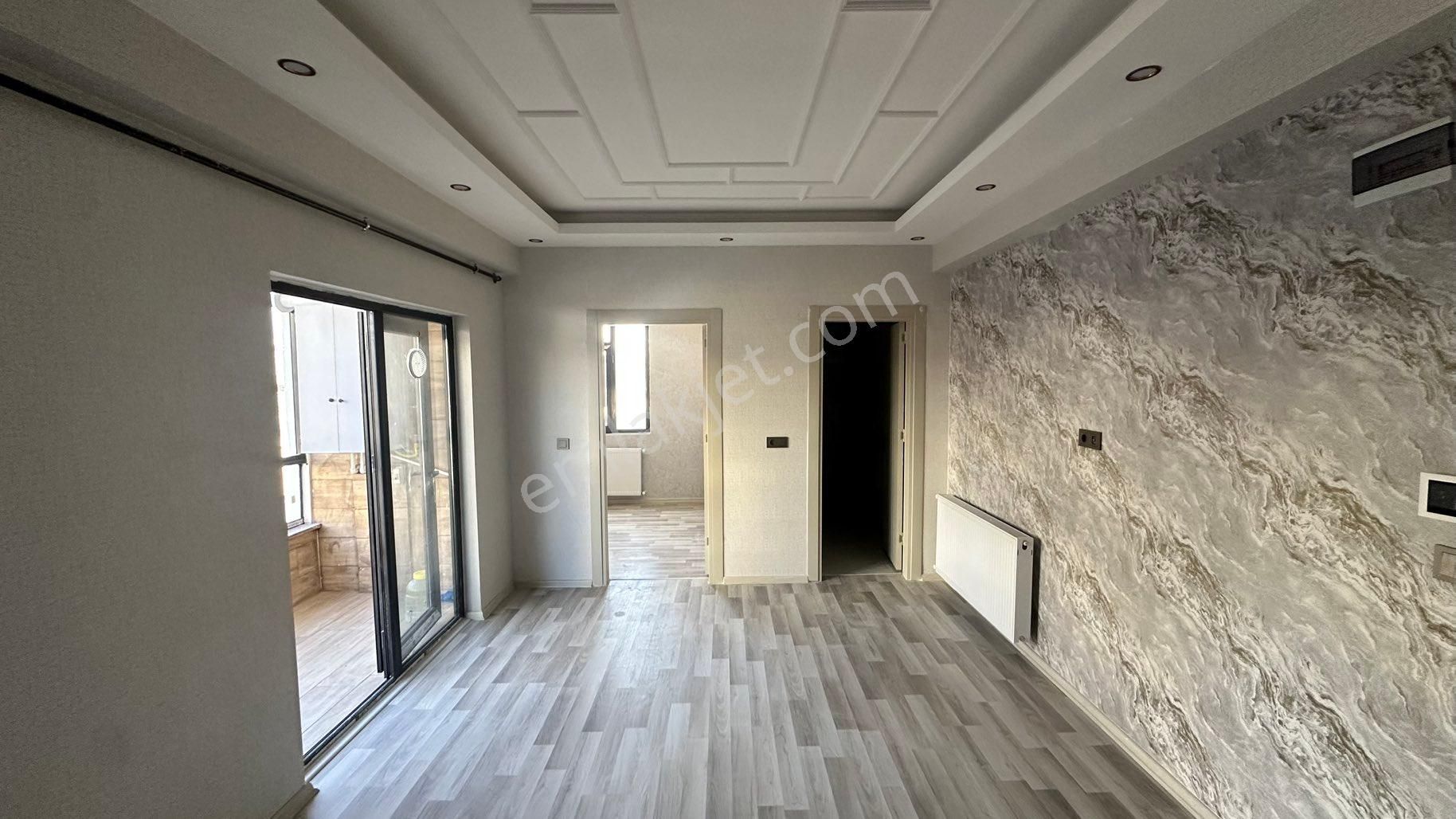 Deniz Gayrimenkul’den Karaköprü Seyrantepe,de Kiralık Sıfır 1+1 Ara Kat Daire - Görsel 2