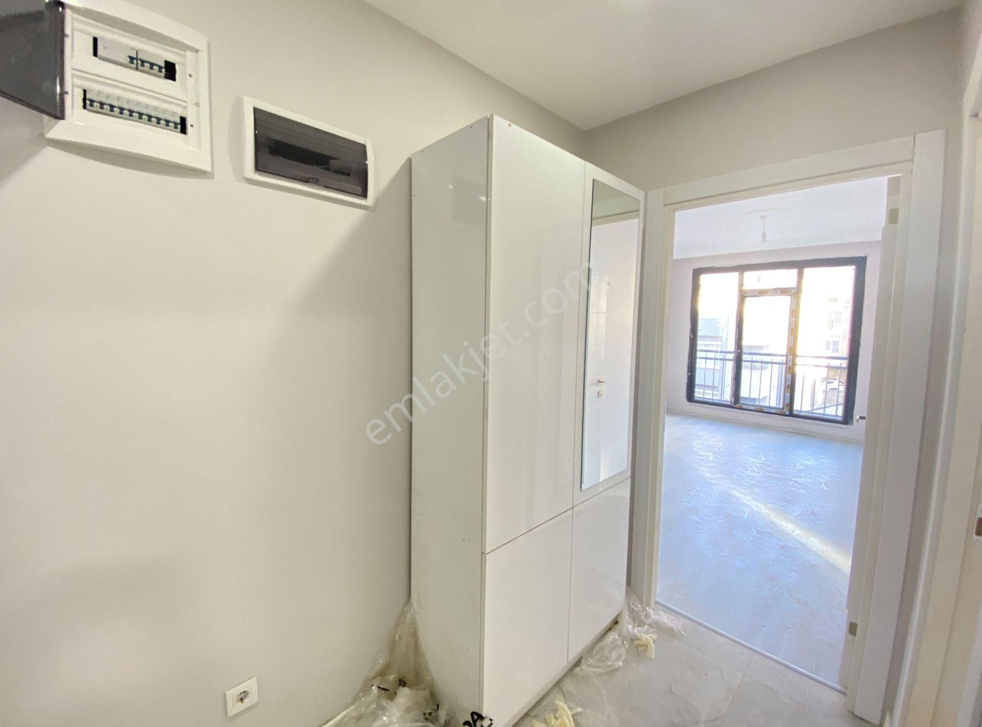 Remax Ahmet'ten Satılık 2+1 Sıfır Boş Daire Maltepe/zümrütevler - Görsel 23