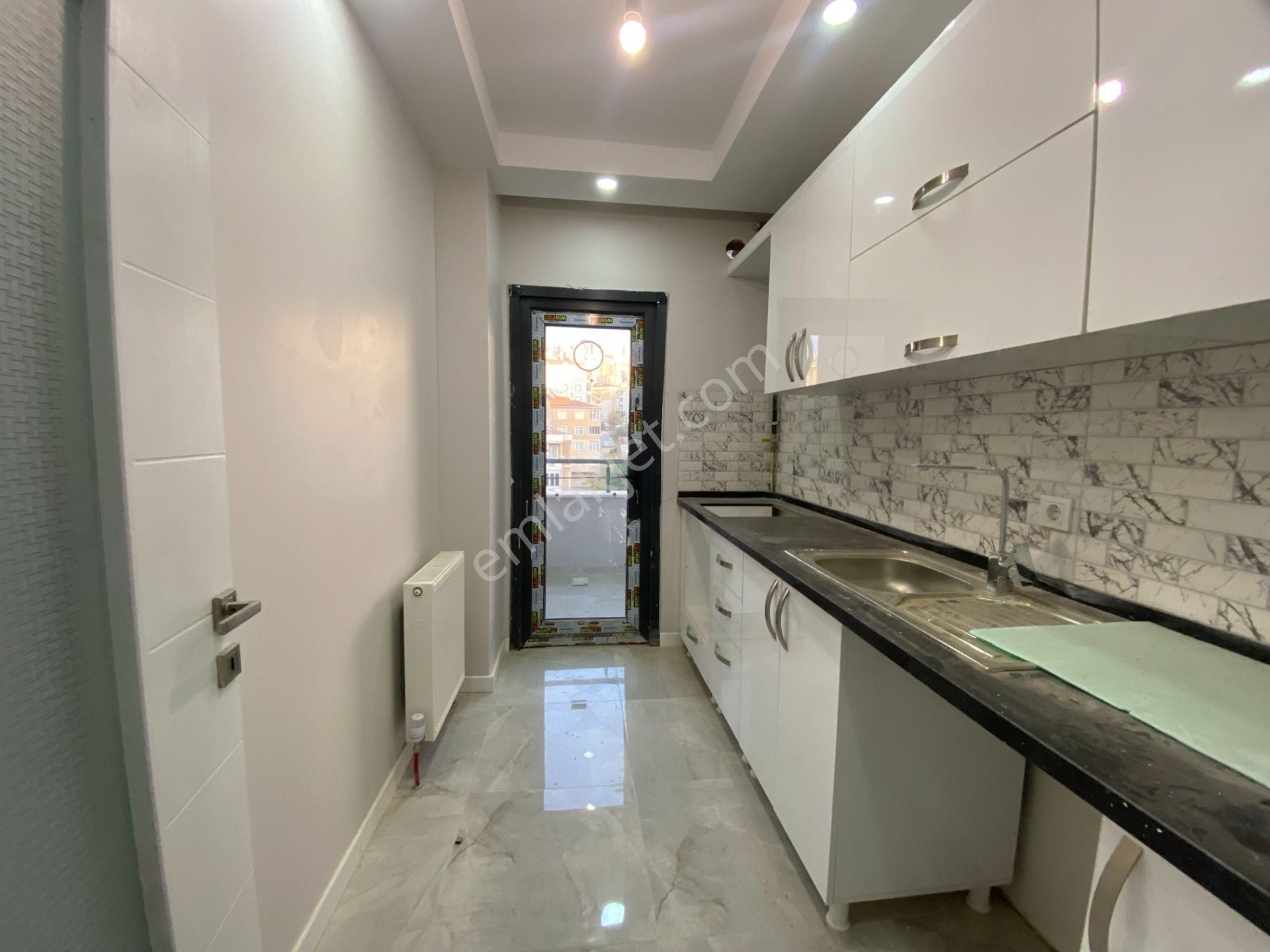 Remax Ahmet'ten Satılık 2+1 Sıfır Boş Daire Maltepe/zümrütevler - Görsel 13