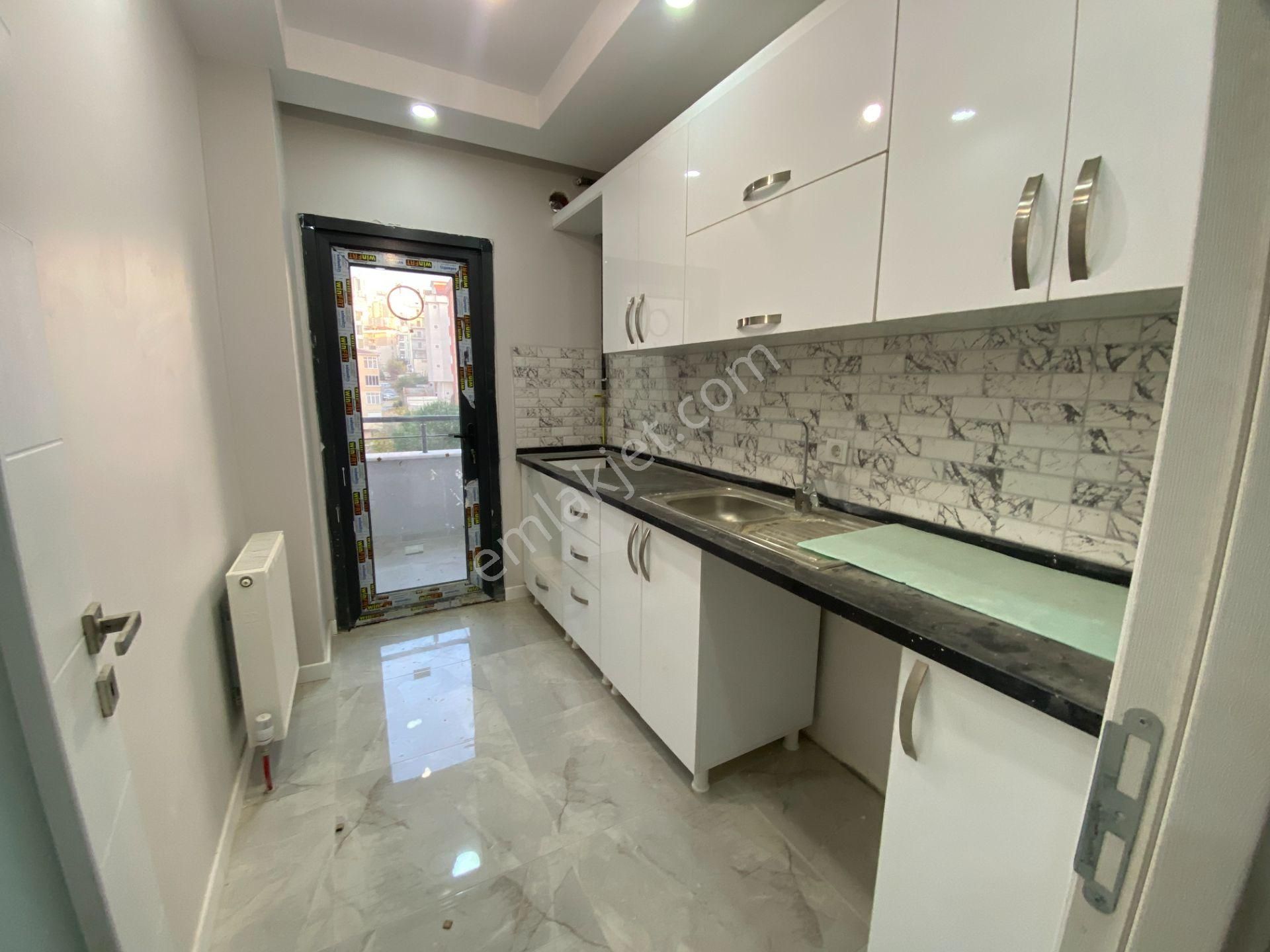 Remax Ahmet'ten Satılık 2+1 Sıfır Boş Daire Maltepe/zümrütevler - Görsel 12