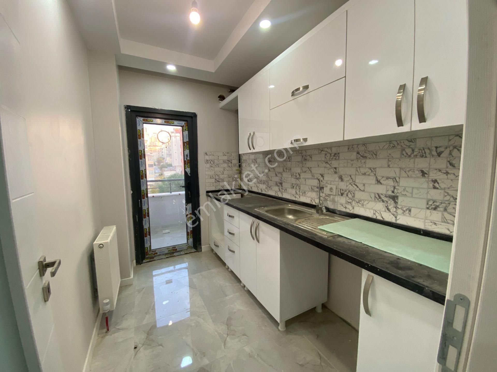 Remax Ahmet'ten Satılık 2+1 Sıfır Boş Daire Maltepe/zümrütevler - Görsel 11