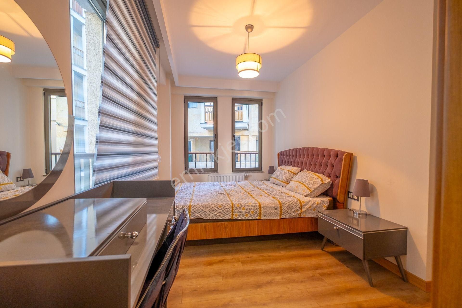 Beyoğlu'nda Site'de Kdv Avantajlı Eşyalı Sıfır Kiralık 3+1 Daire - Görsel 2