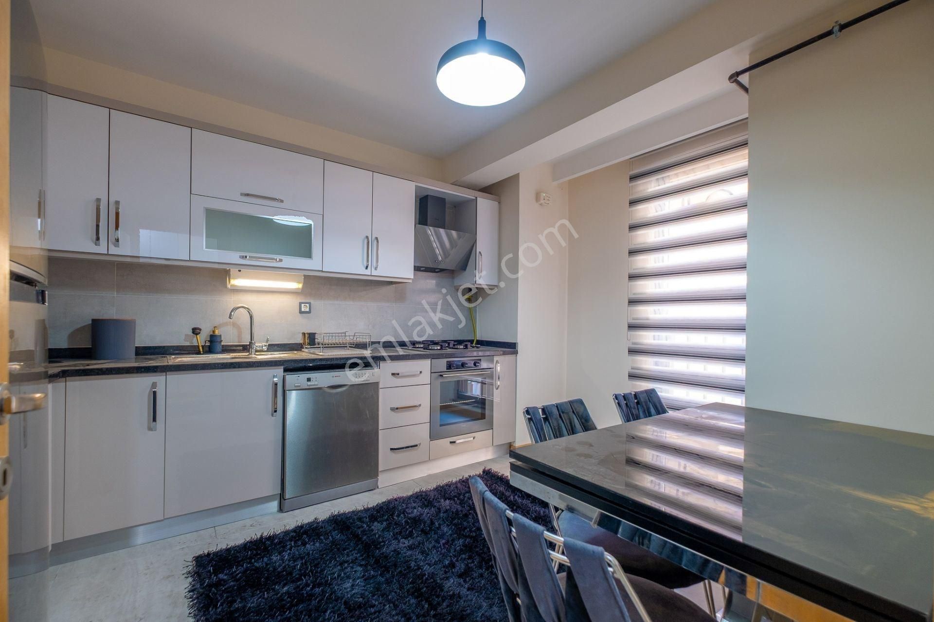 Beyoğlu'nda Site'de Kdv Avantajlı Eşyalı Sıfır Kiralık 3+1 Daire - Görsel 8