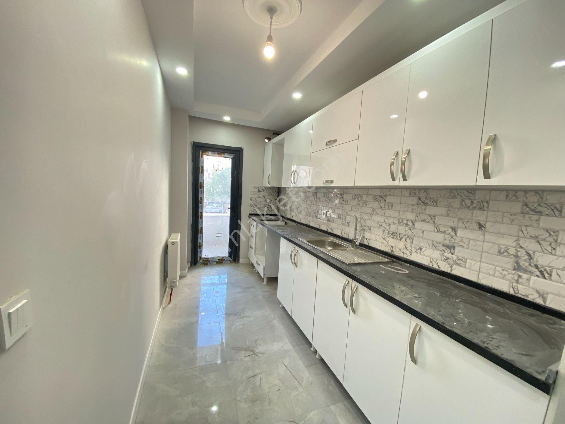 Remax Ahmet'ten Satılık 2+1 Sıfır Boş Daire Maltepe/zümrütevler - Görsel 13